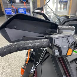 2025 Polaris Switchback® Assault® 9R 146 - Photo 5
