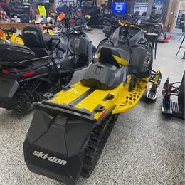 2025 Ski-Doo MXZ X-RS 137 850 E-TEC Ice Ripper XT 1.5" E.S. w/ Smart-Shox w/ 10.25" Touchscreen - Photo 4