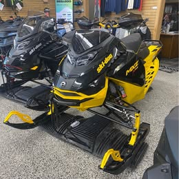 2025 Ski-Doo MXZ X-RS 137 850 E-TEC Ice Ripper XT 1.5" E.S. w/ Smart-Shox w/ 10.25" Touchscreen
