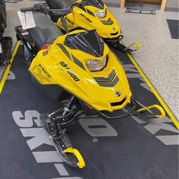 2026 Ski-Doo MXZ 200