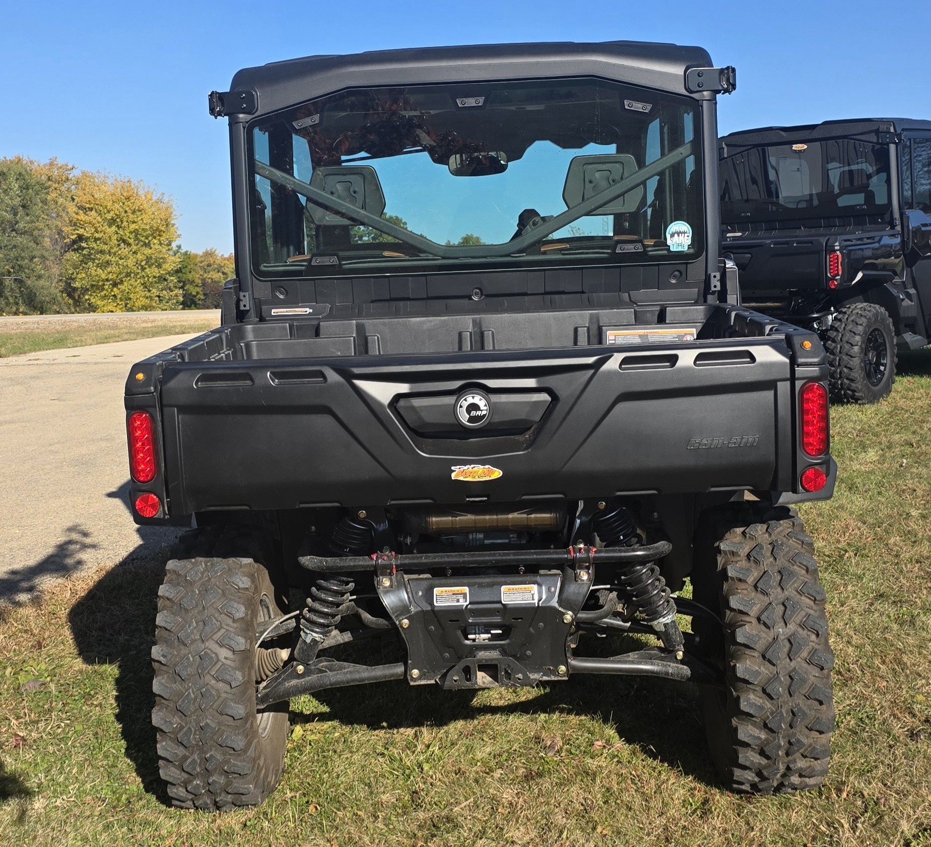 2024 Can-Am DEFENDER MAX LTDCAB HD10 - Photo 2