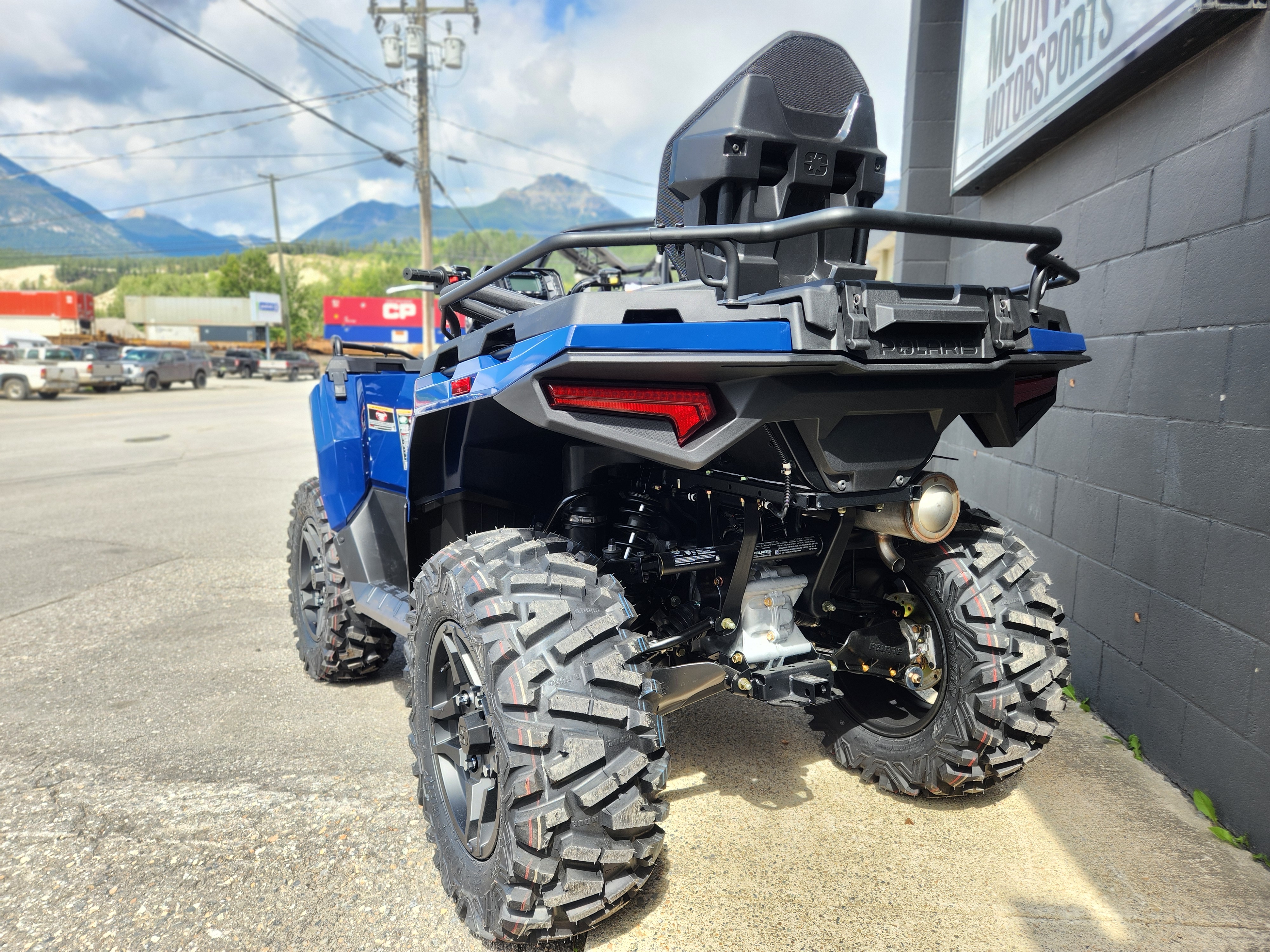 2025 Polaris Sportsman® Touring 570 Premium - Photo 3