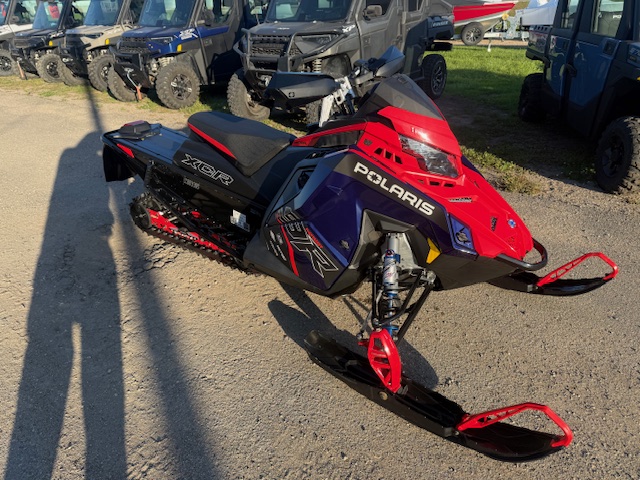 2025 Polaris 9R XCR 136