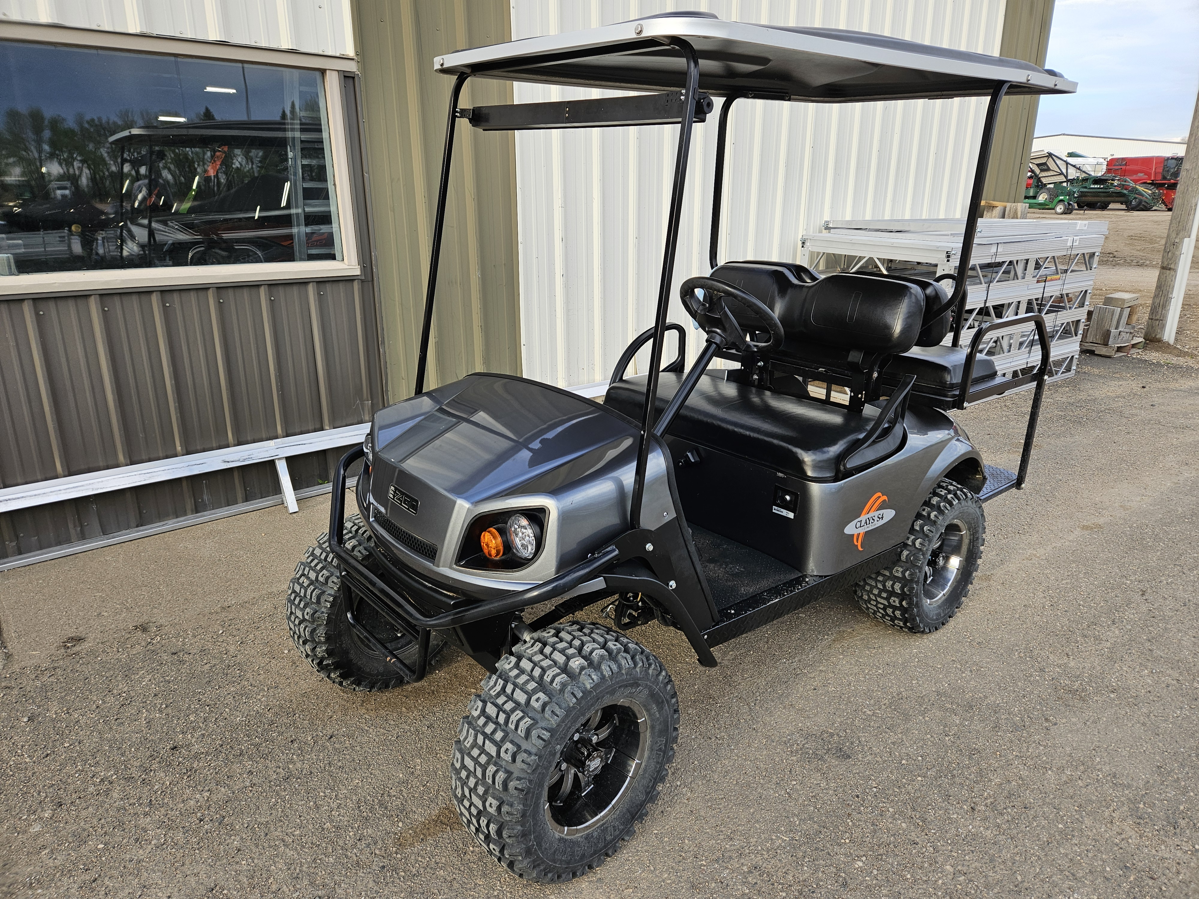 2017 E-Z-GO Gas Golf Cart