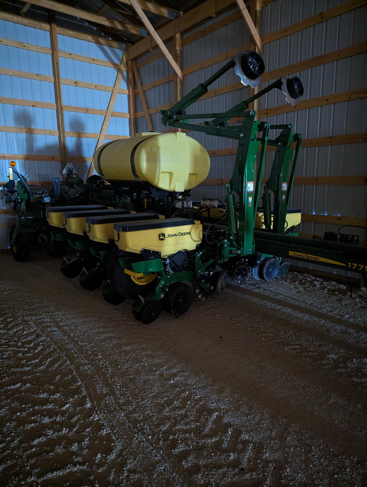 2019 John Deere 1775NT - Photo 6