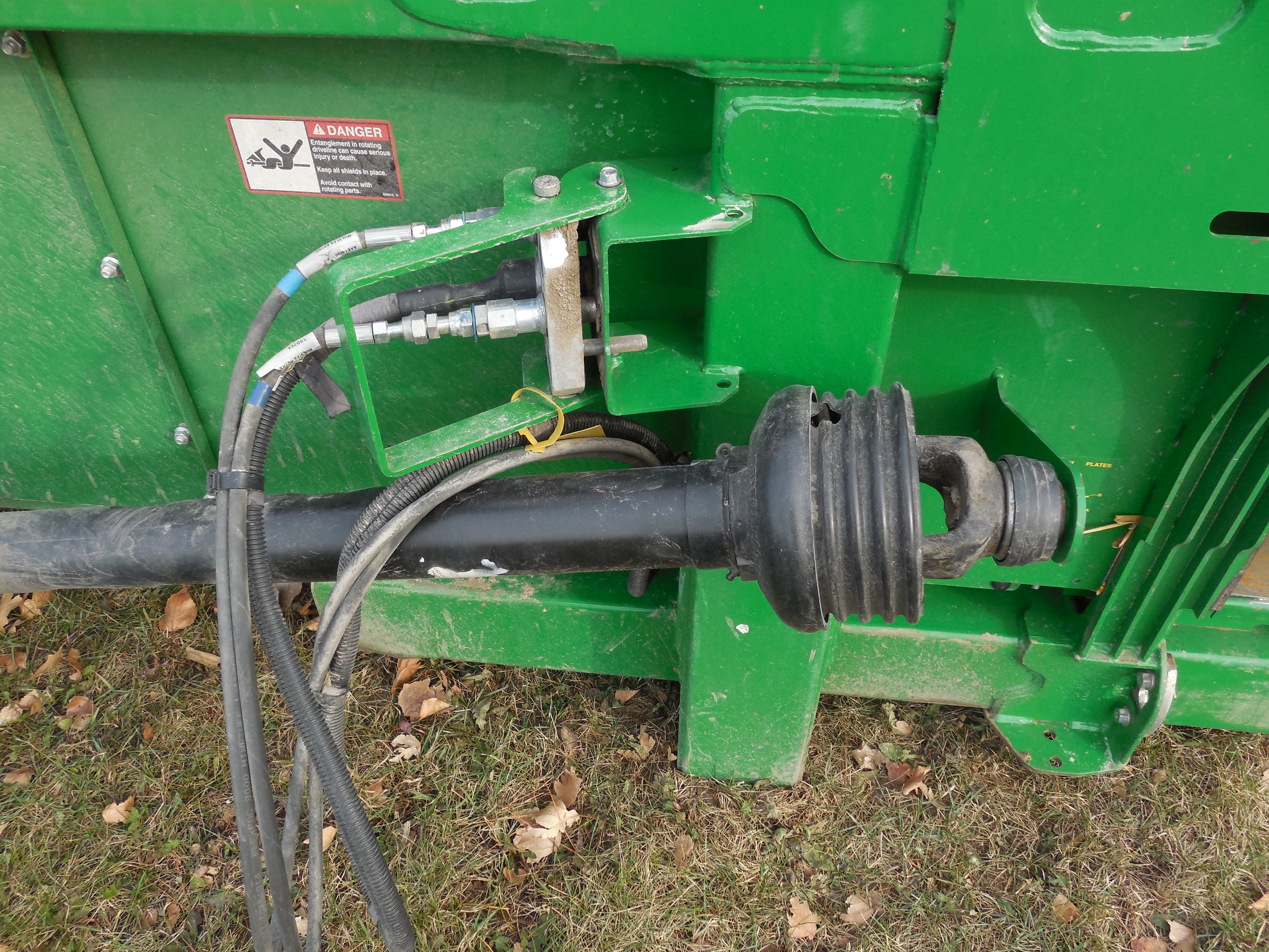 2015 John Deere 608C - Photo 8