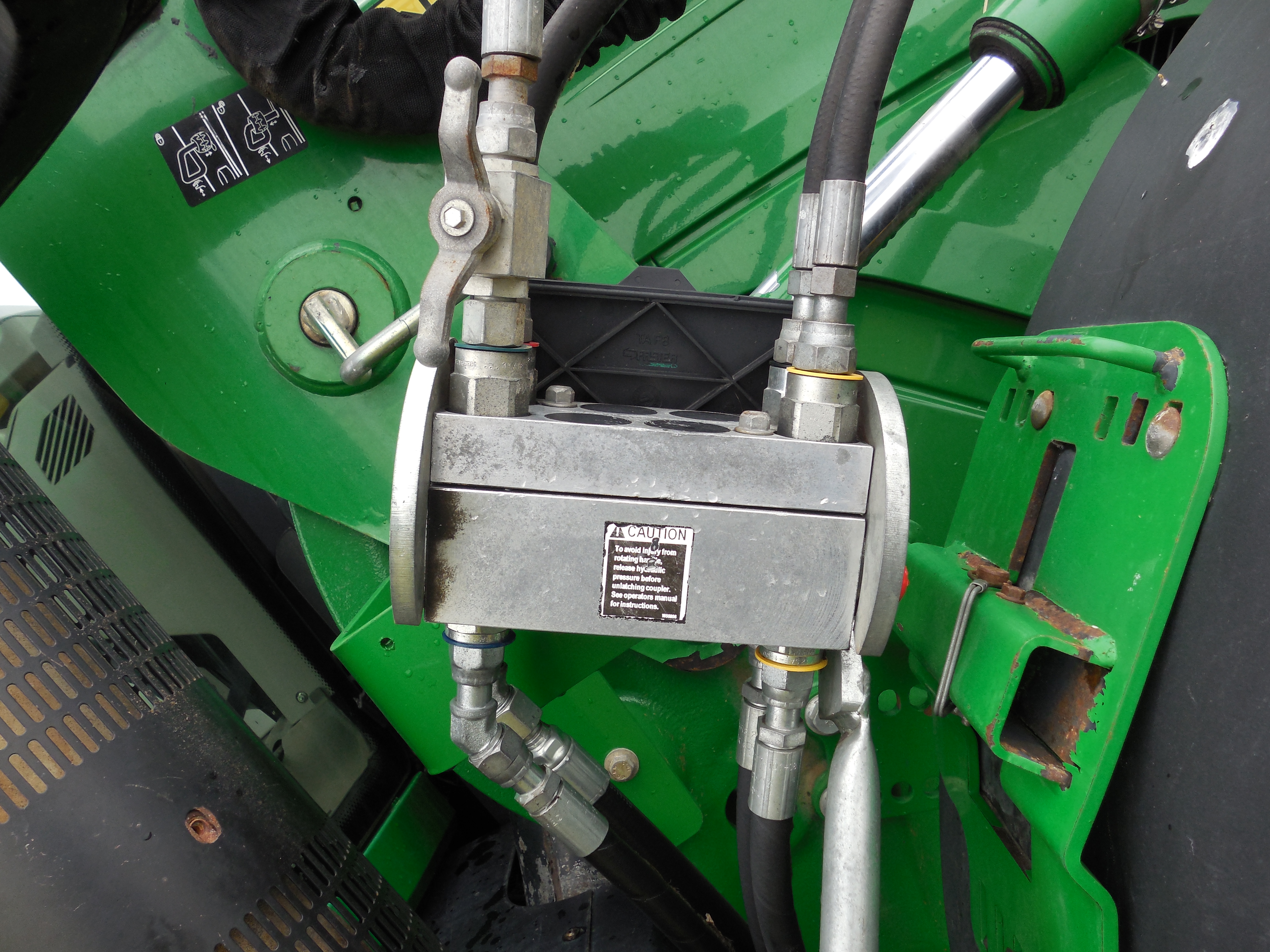 2013 John Deere 6140M - Photo 20
