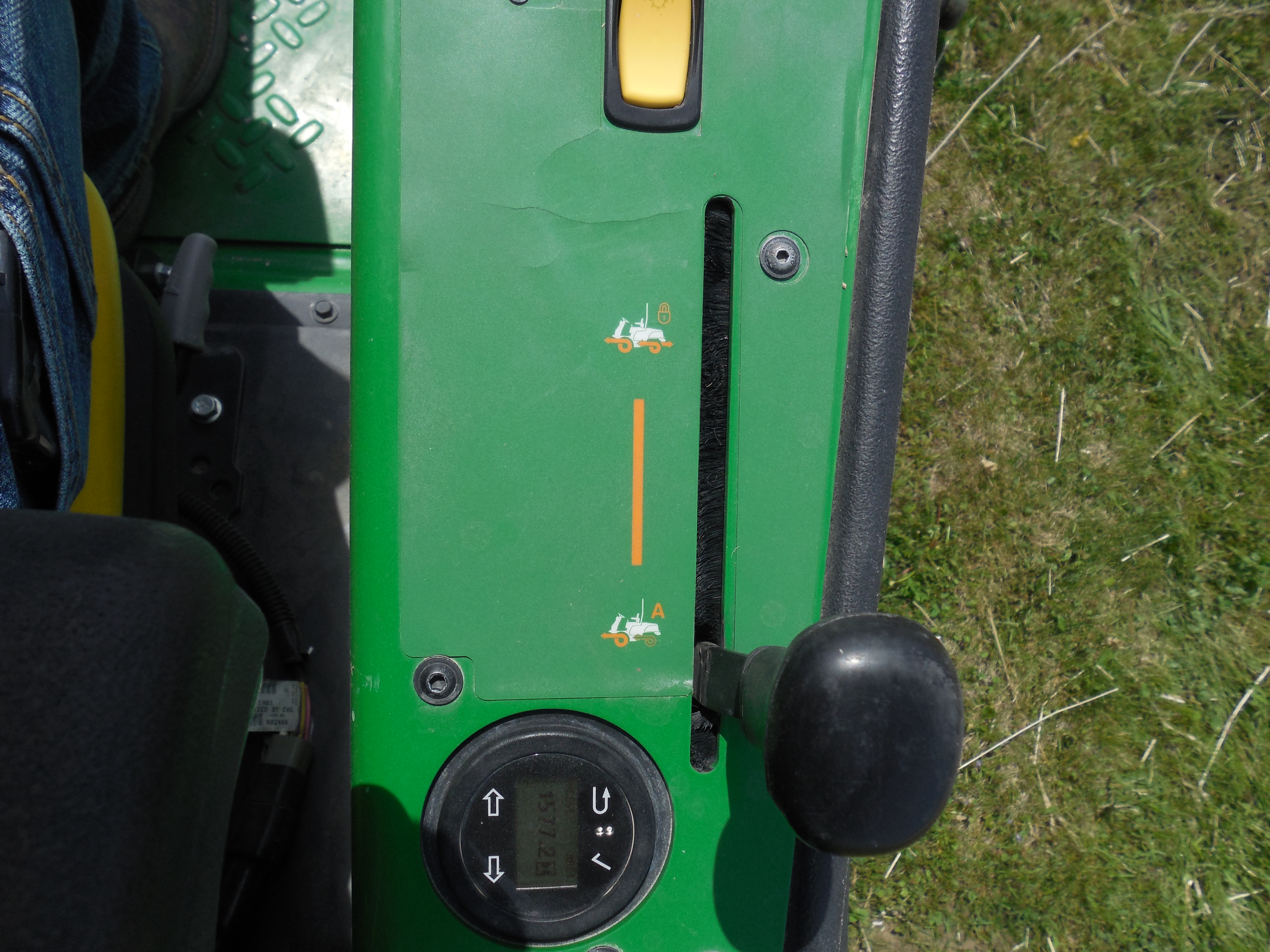 2019 John Deere 1570 - Photo 19