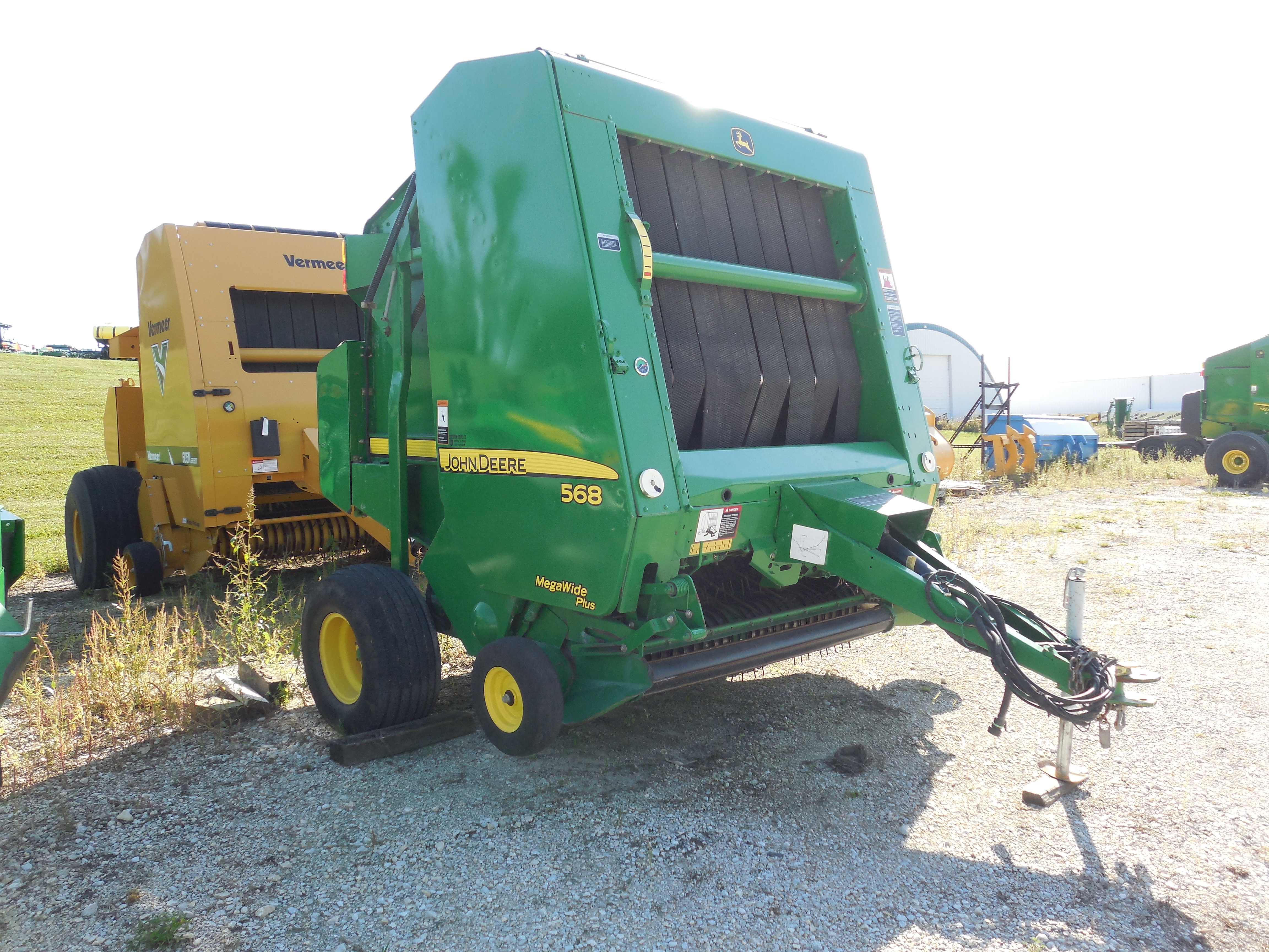 2008 John Deere 568 - Photo 4