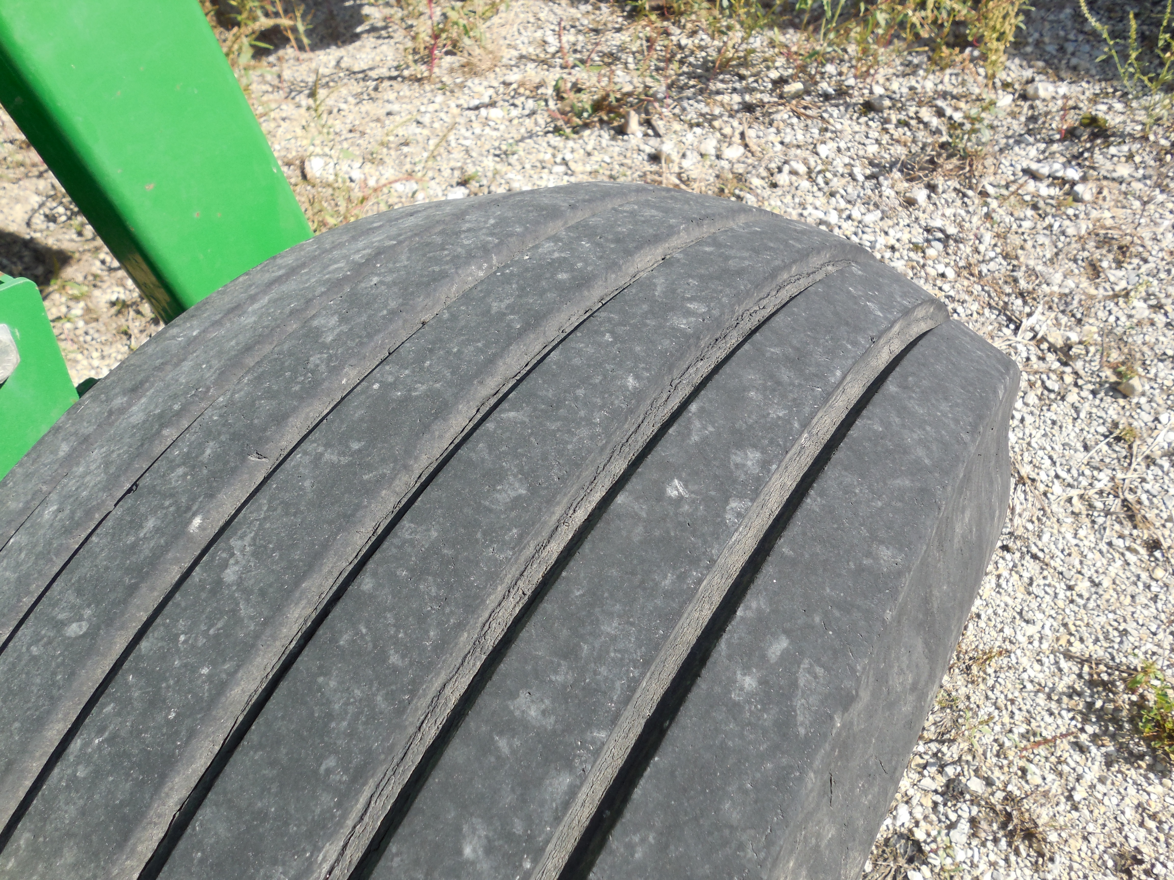 2008 John Deere 568 - Photo 9