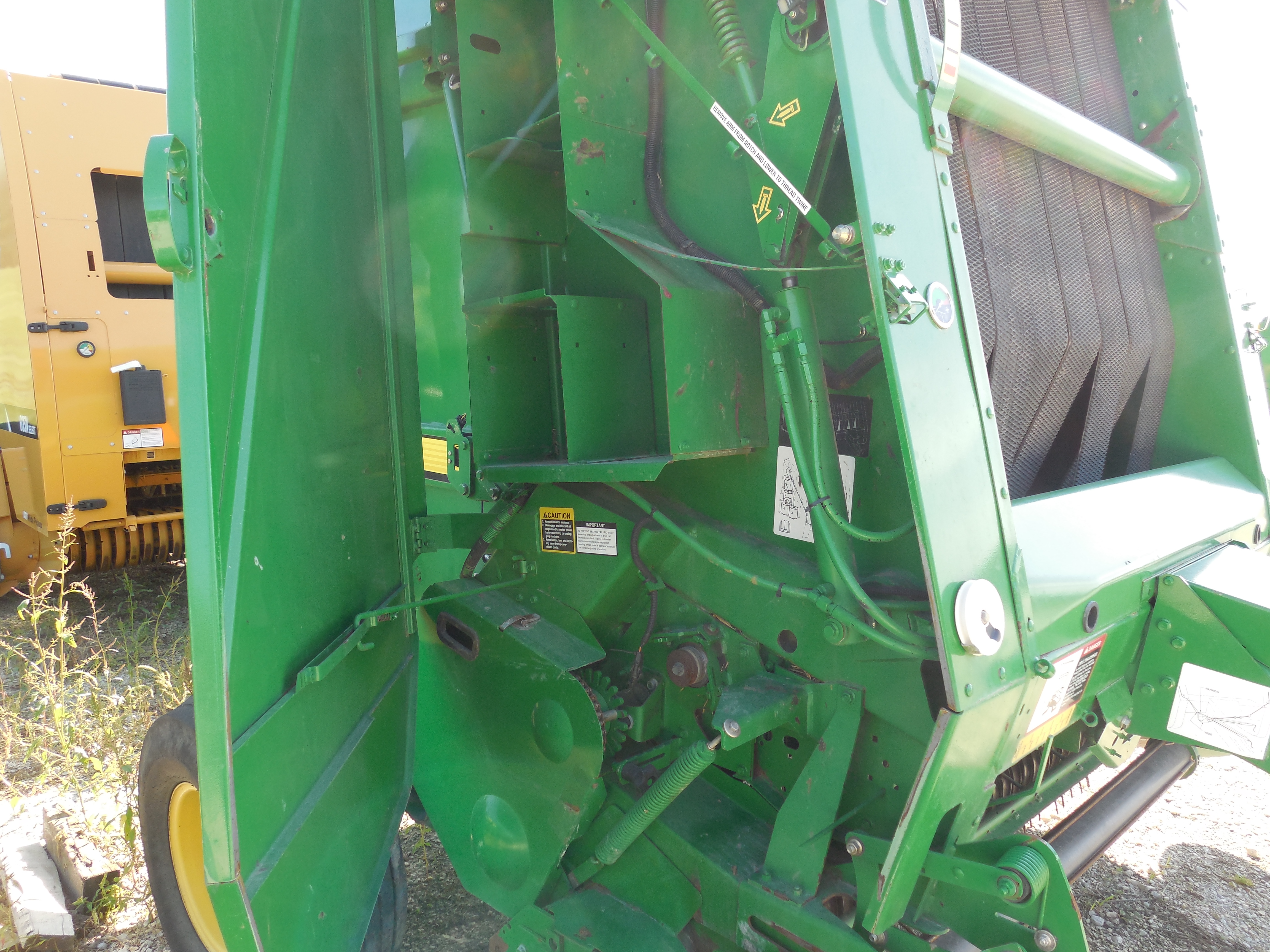 2008 John Deere 568 - Photo 12