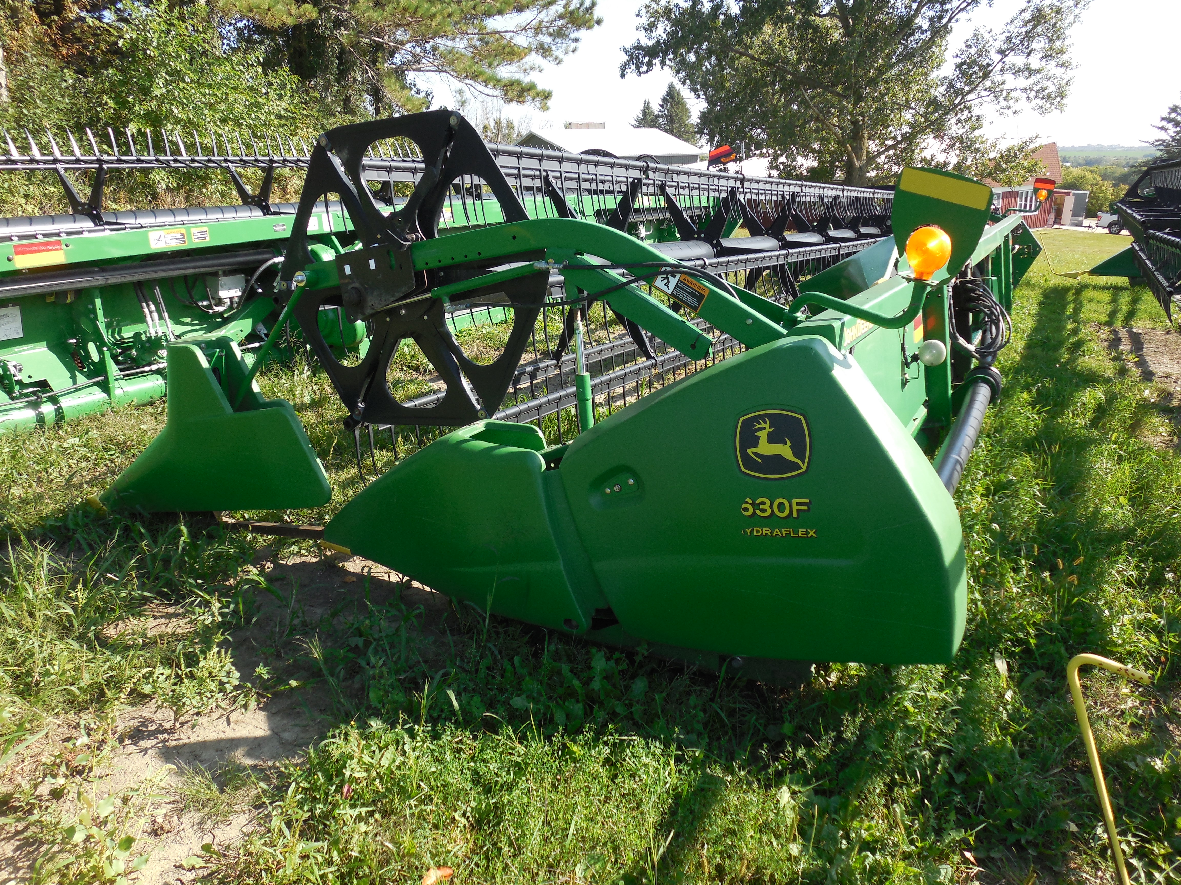 2004 John Deere 630F