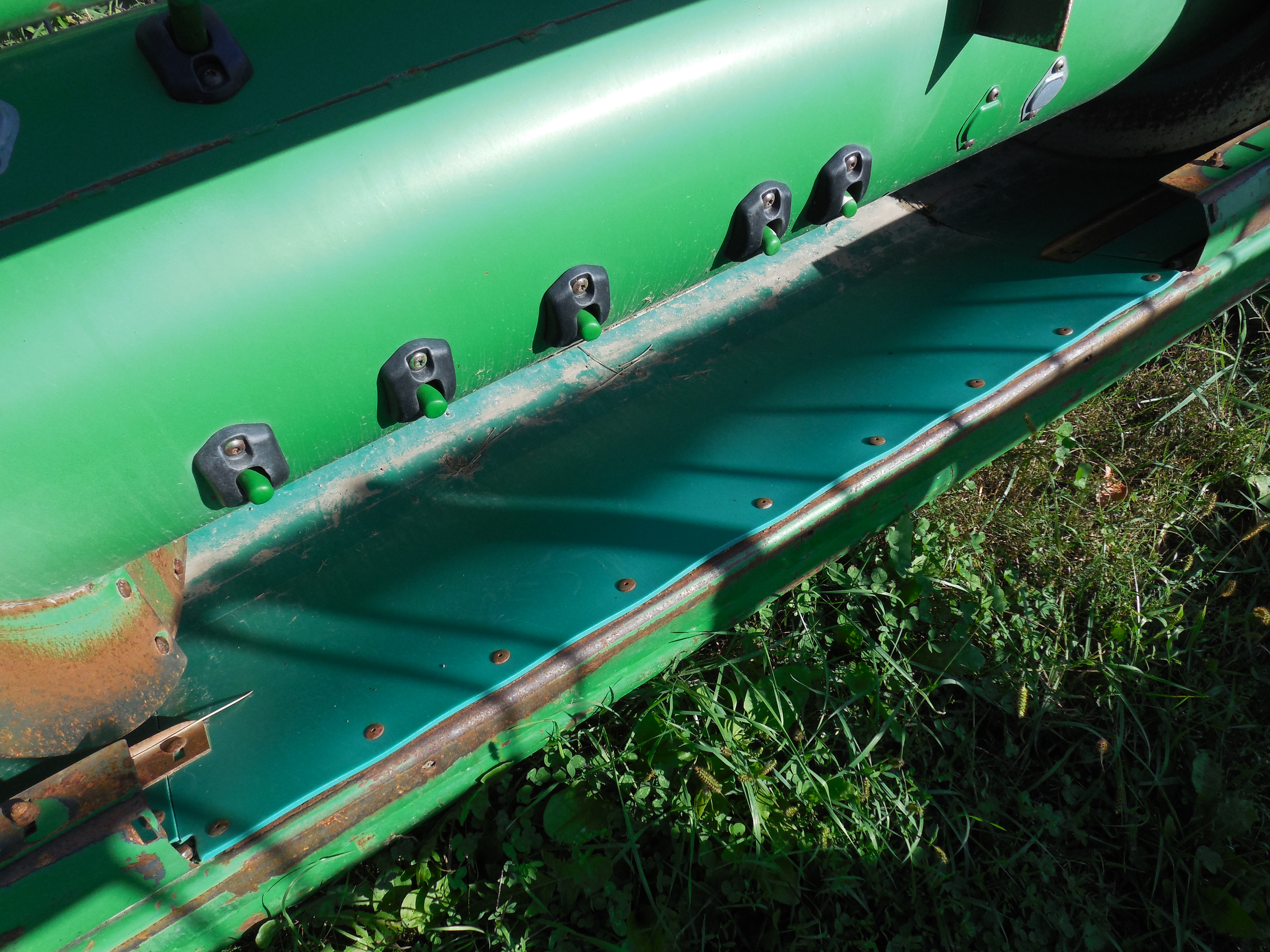 2004 John Deere 630F - Photo 7