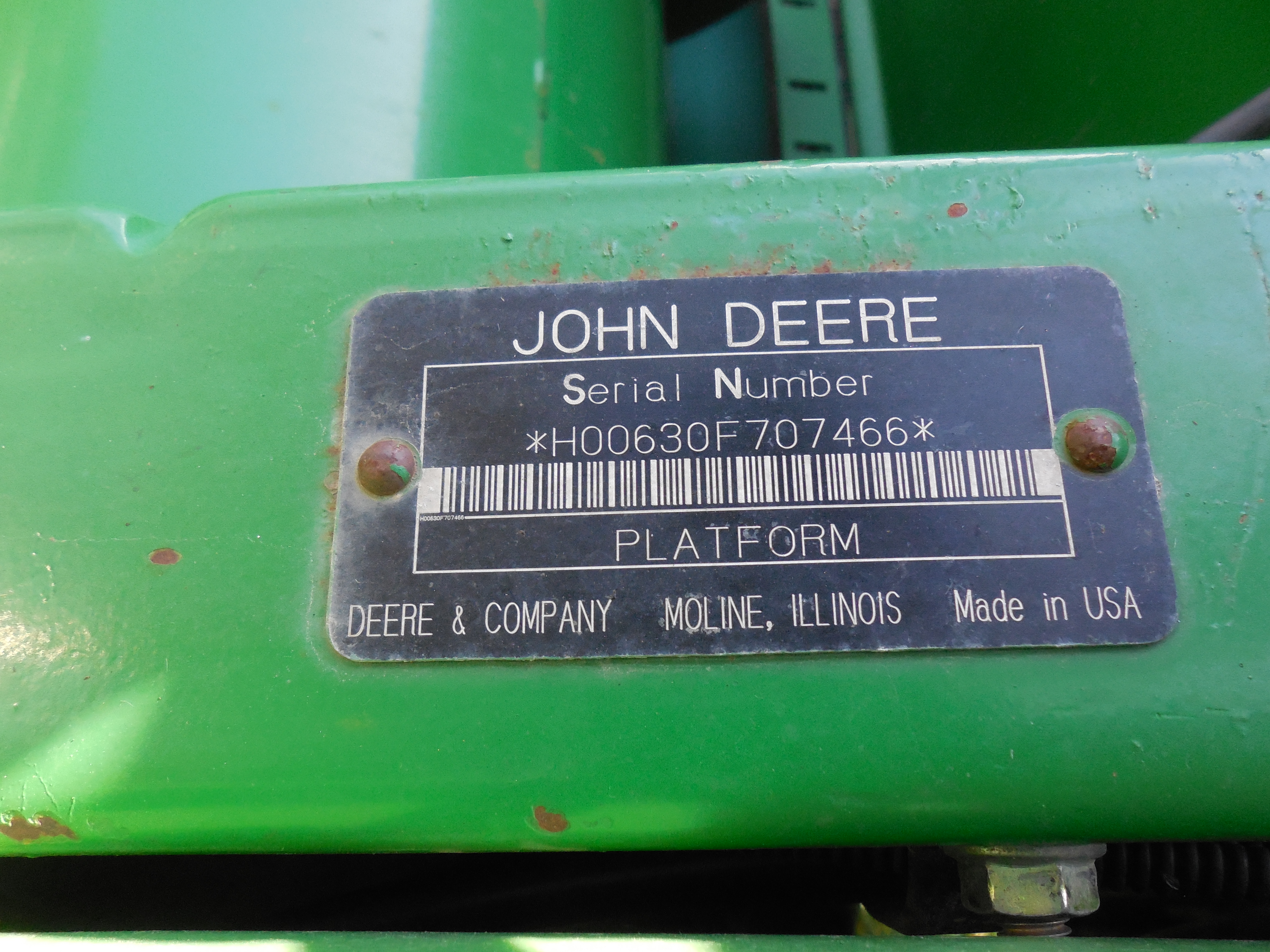 2004 John Deere 630F - Photo 8