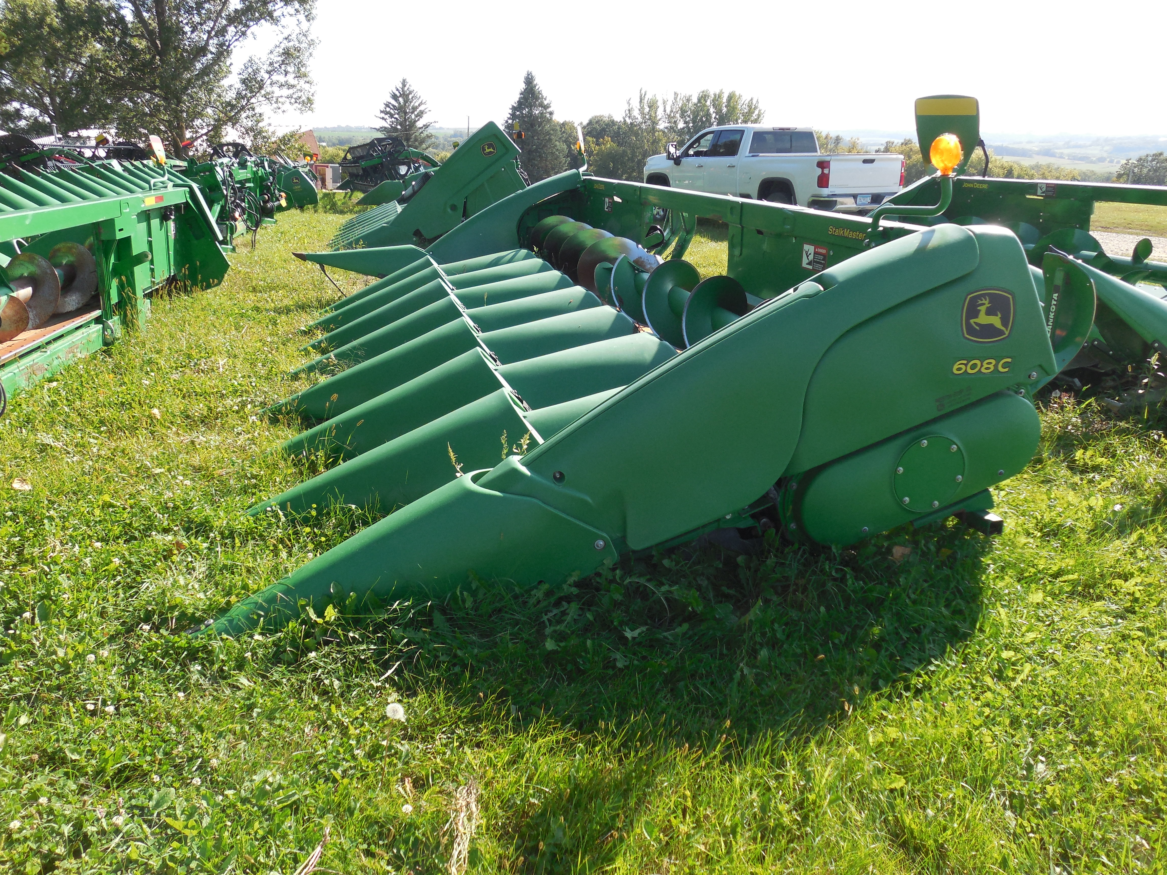 2015 John Deere 608C