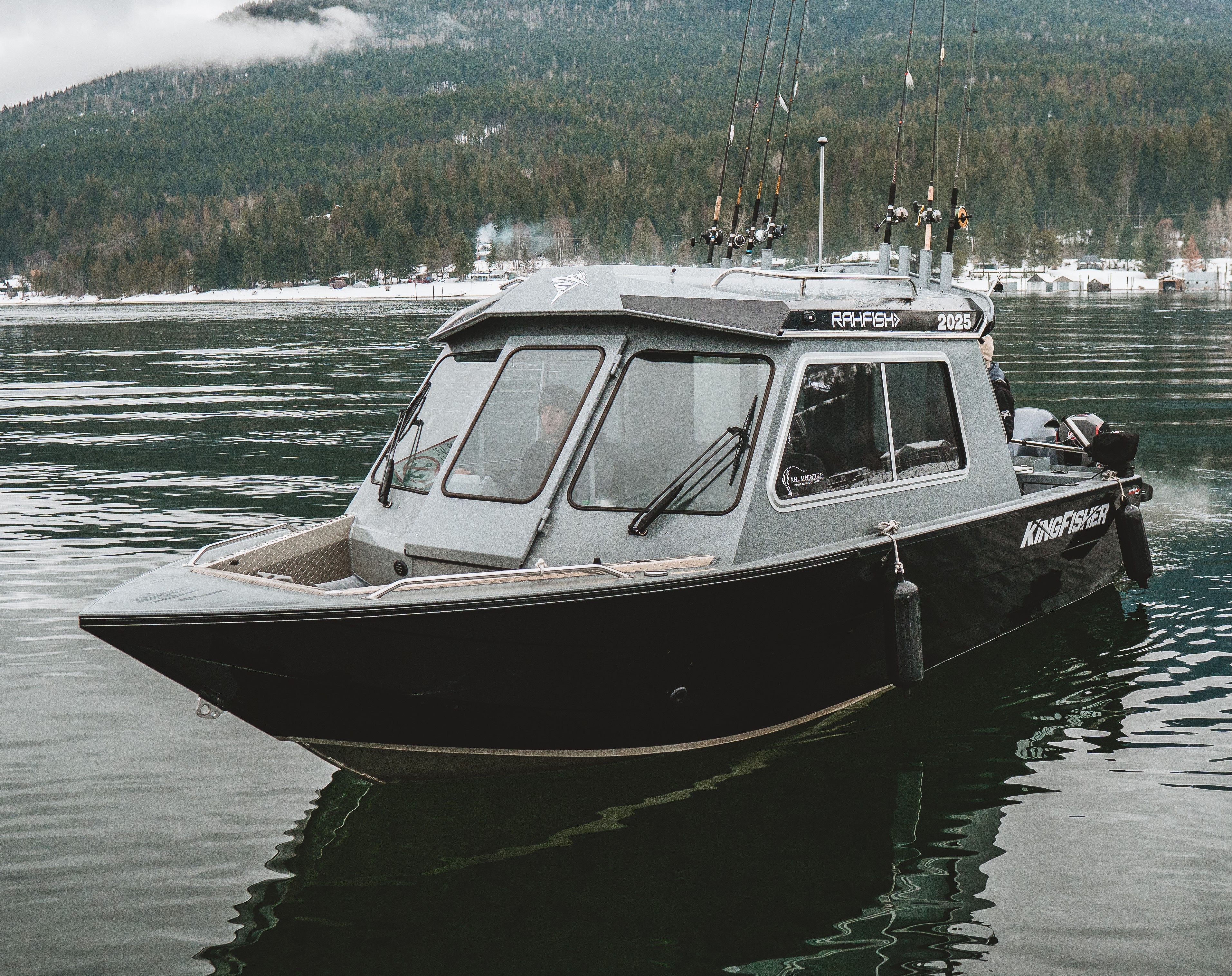 shipsrsx クルーザー&ホークス shipsrsx クルーザー&ホークス 船内機エクスプレスクルーザー