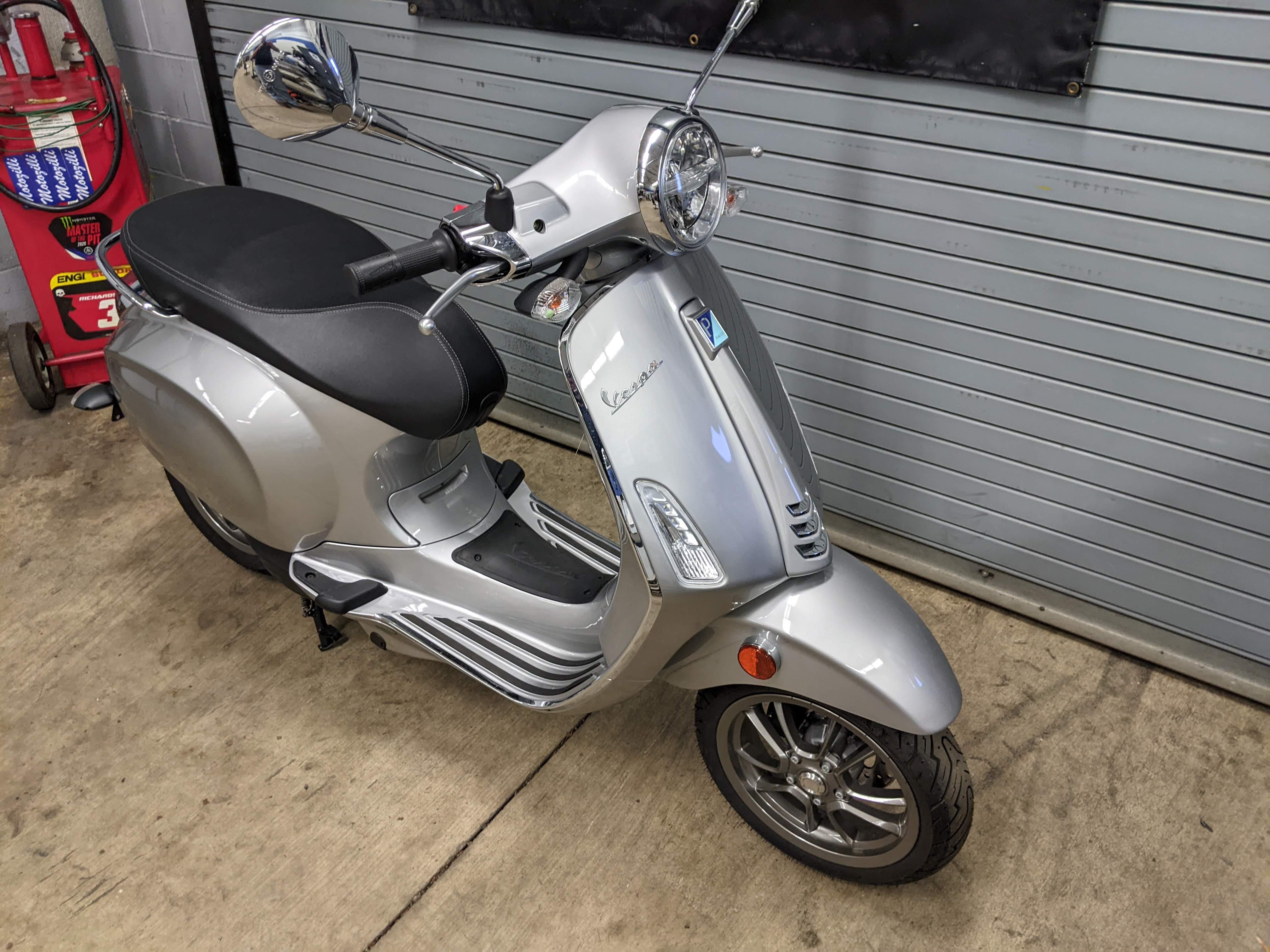 2022 Vespa Elettrica 45 - Photo 3