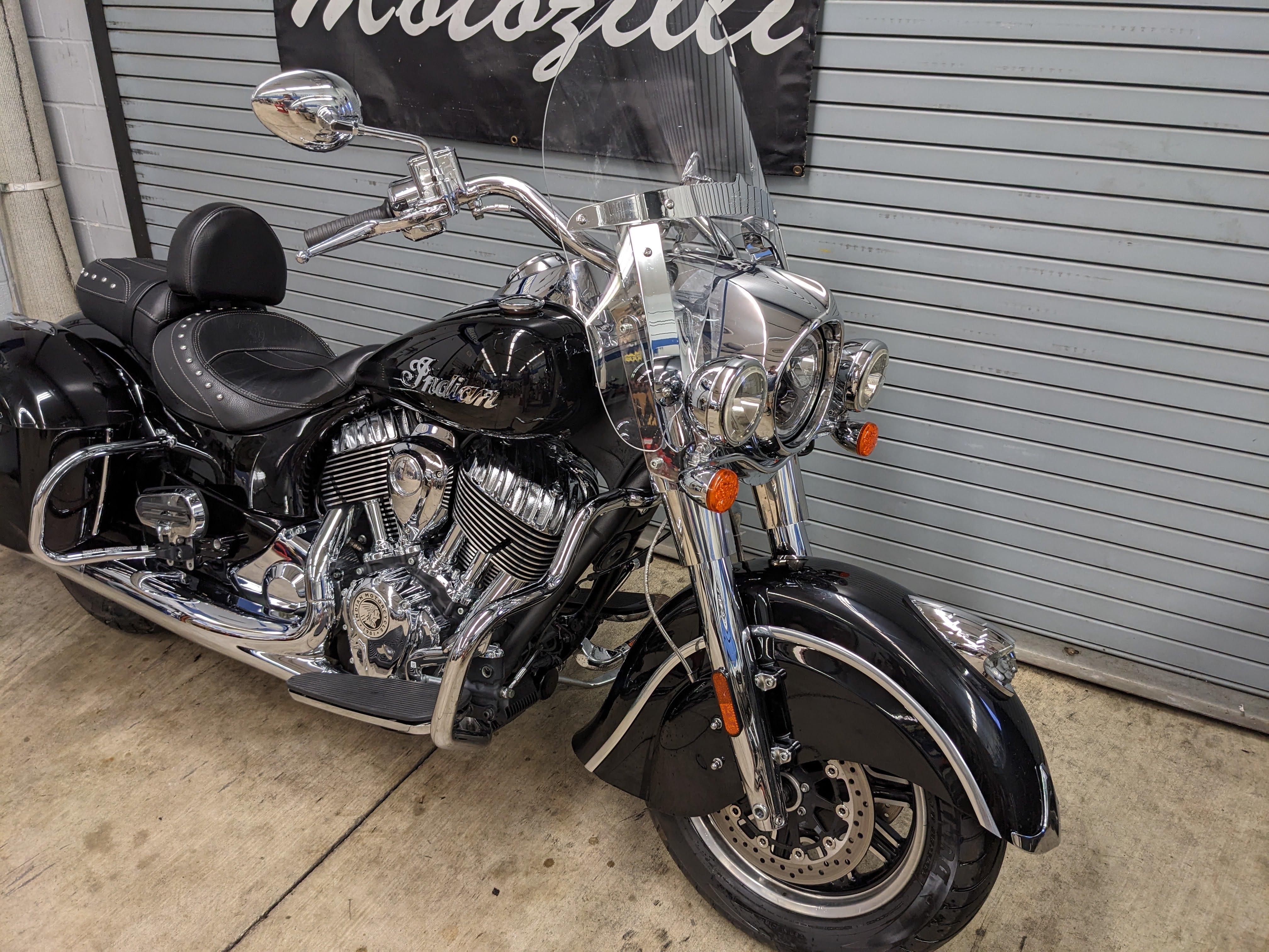 2019 Indian Motorcycle Springfield - Photo 3