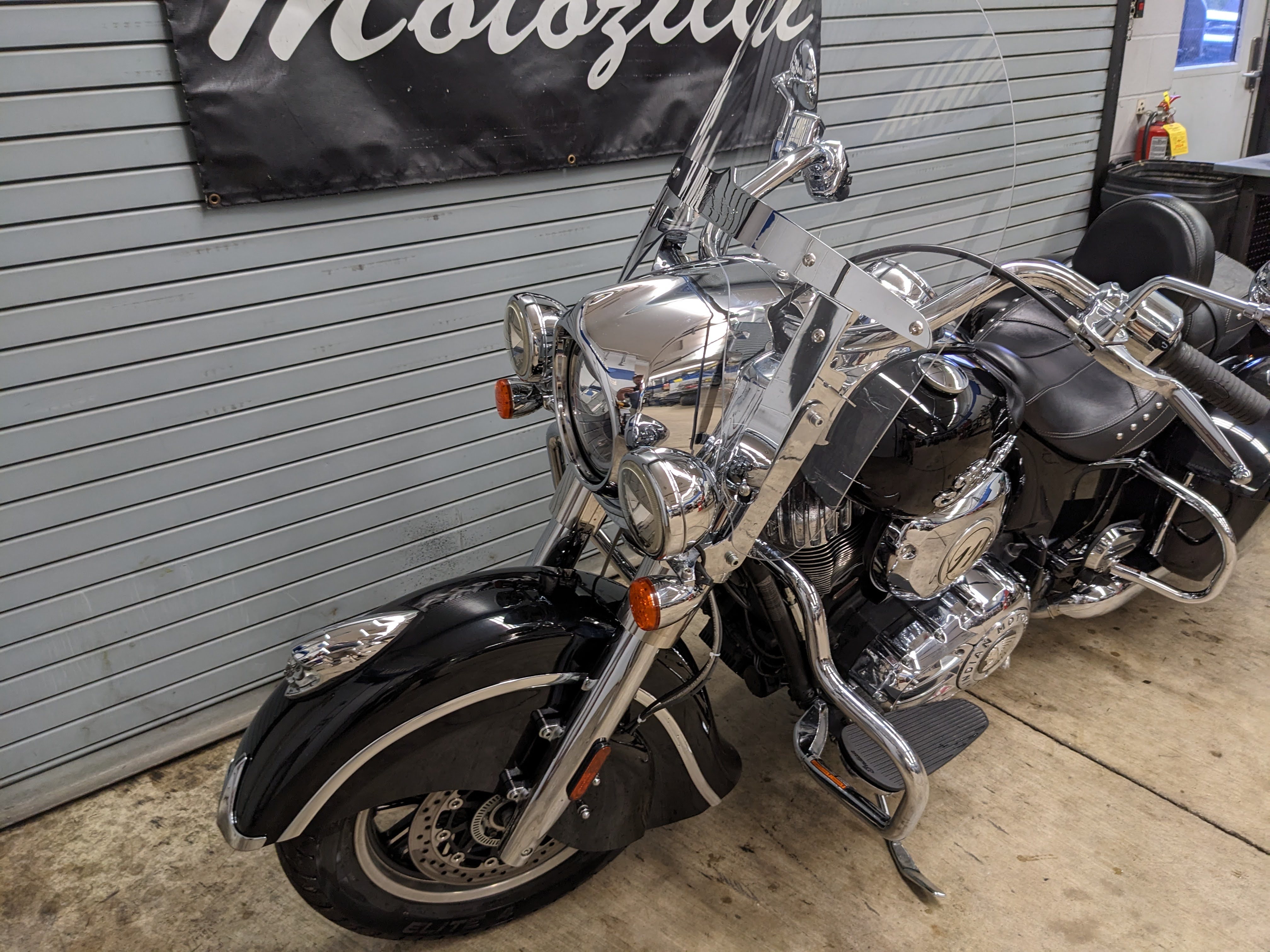 2019 Indian Motorcycle Springfield - Photo 6
