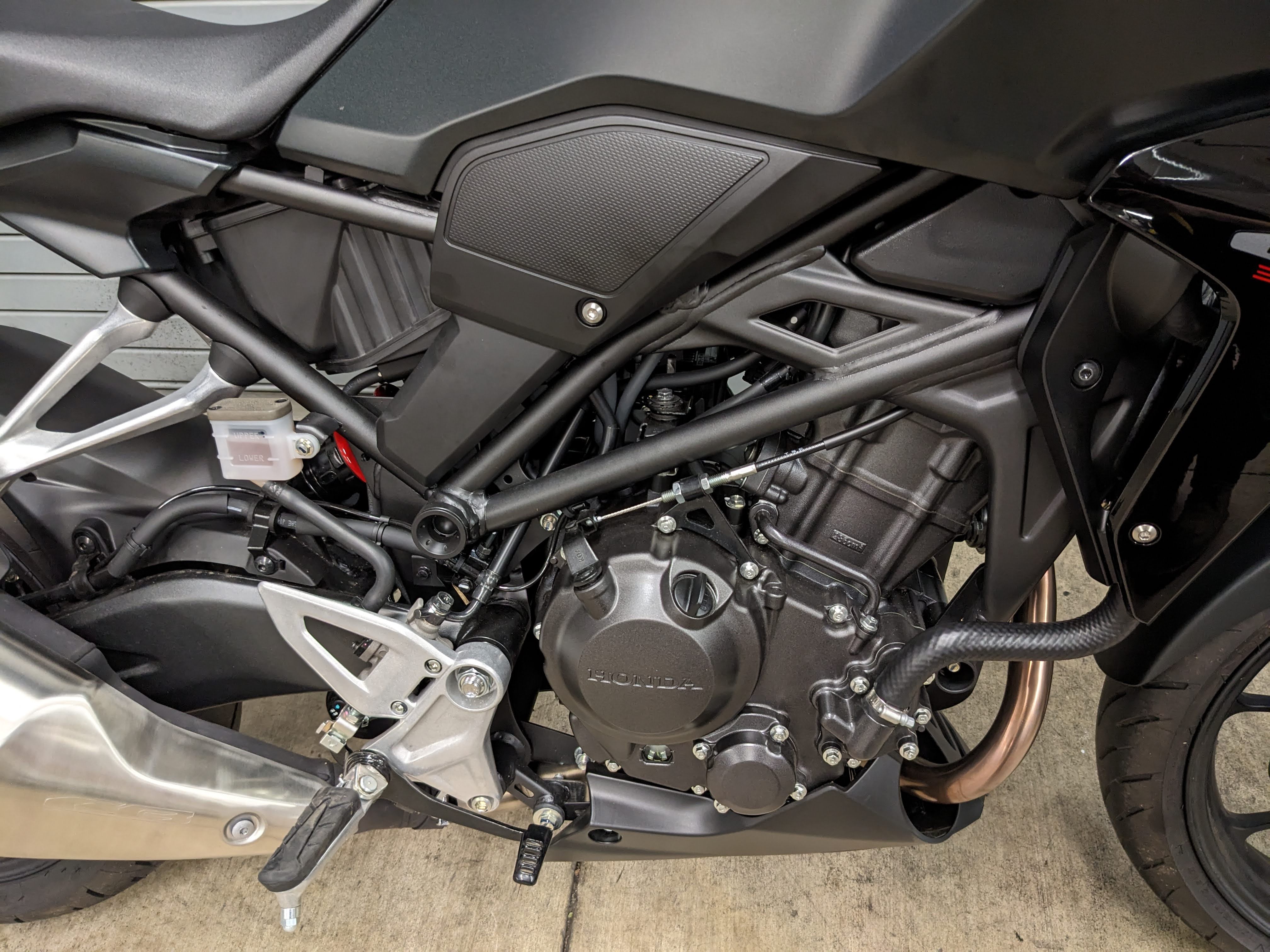 2024 Honda CB300R ABS - Photo 4