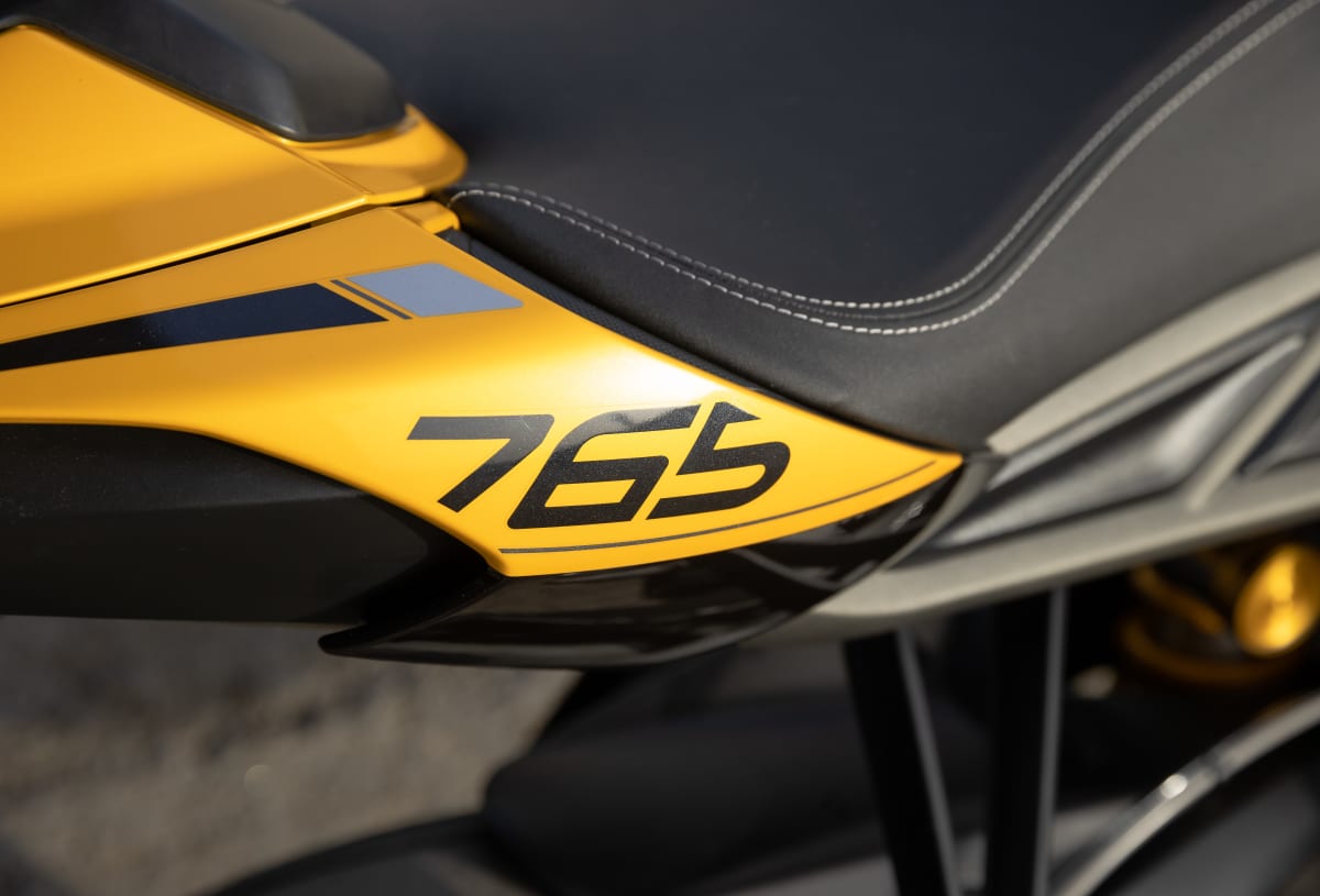 2025 Triumph Street Triple 765 RS - Photo 15