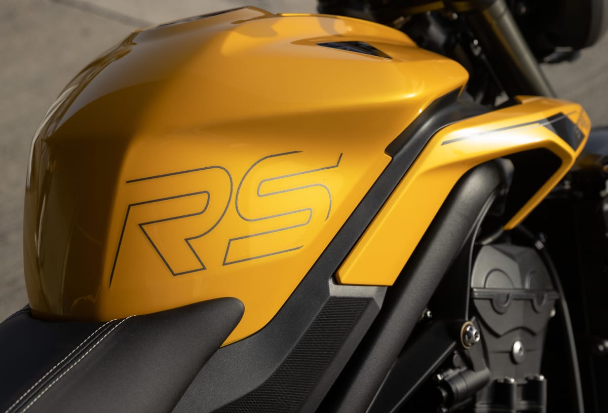 2025 Triumph Street Triple 765 RS - Photo 17
