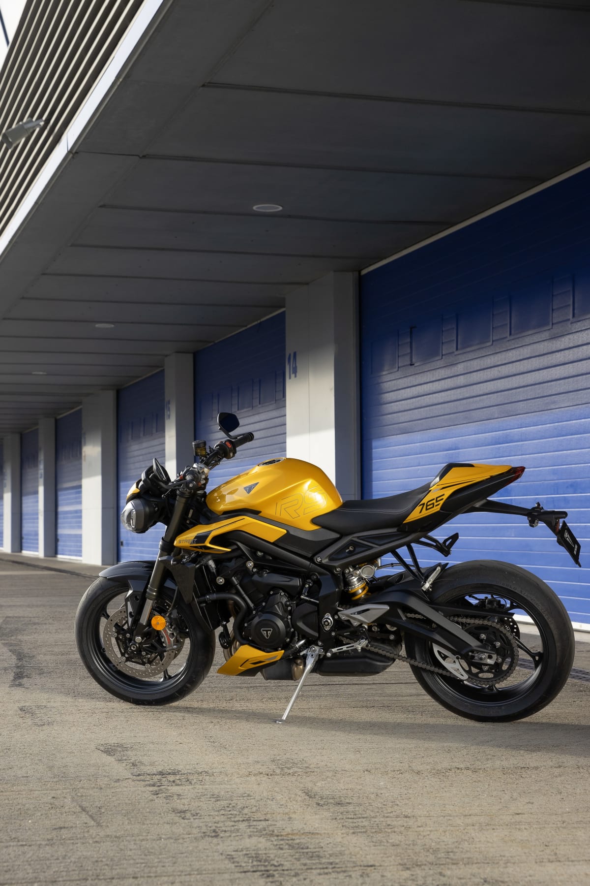 2025 Triumph Street Triple 765 RS - Photo 19