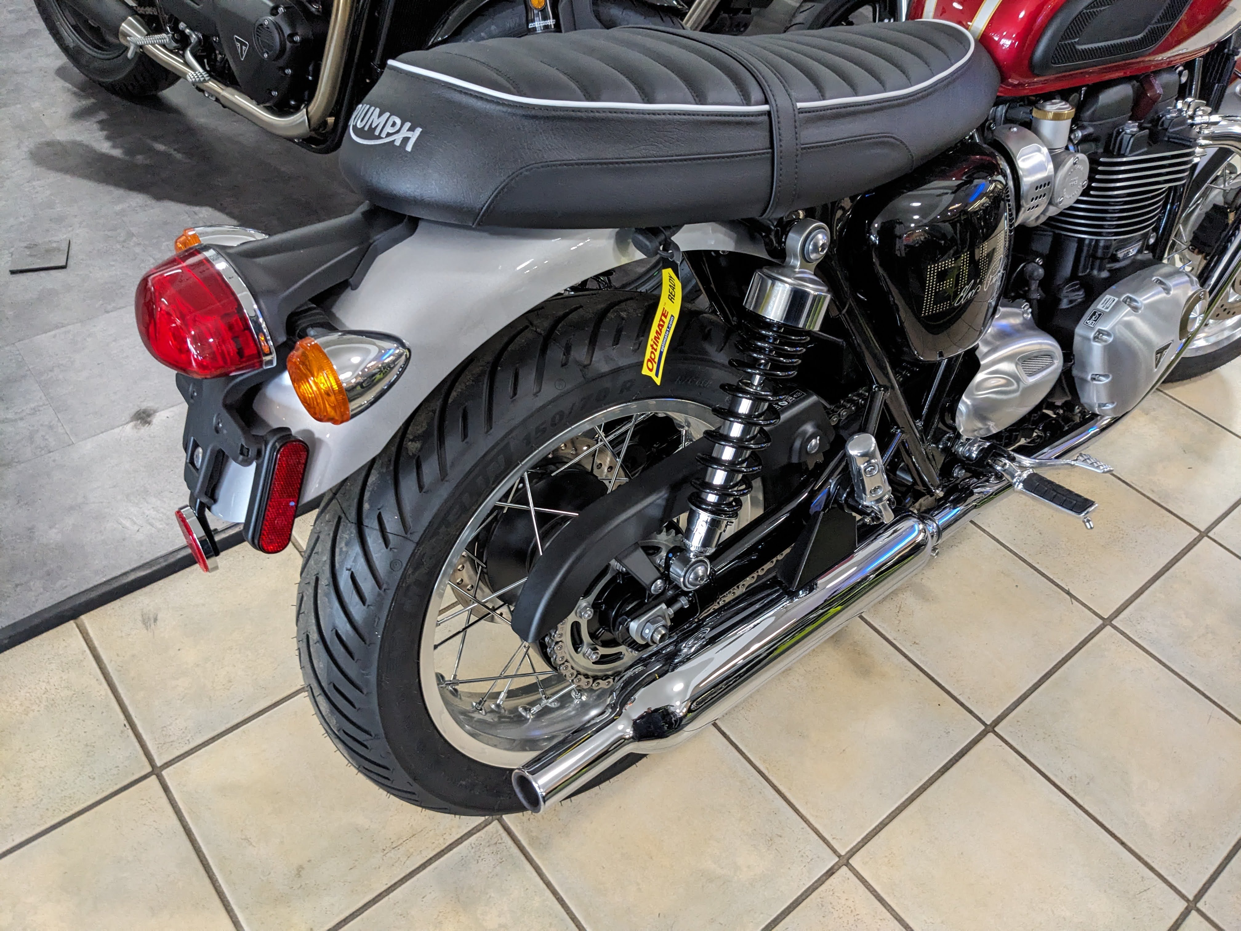 2025 Triumph Bonneville T120 Elvis Presley Limited Edition - Photo 3