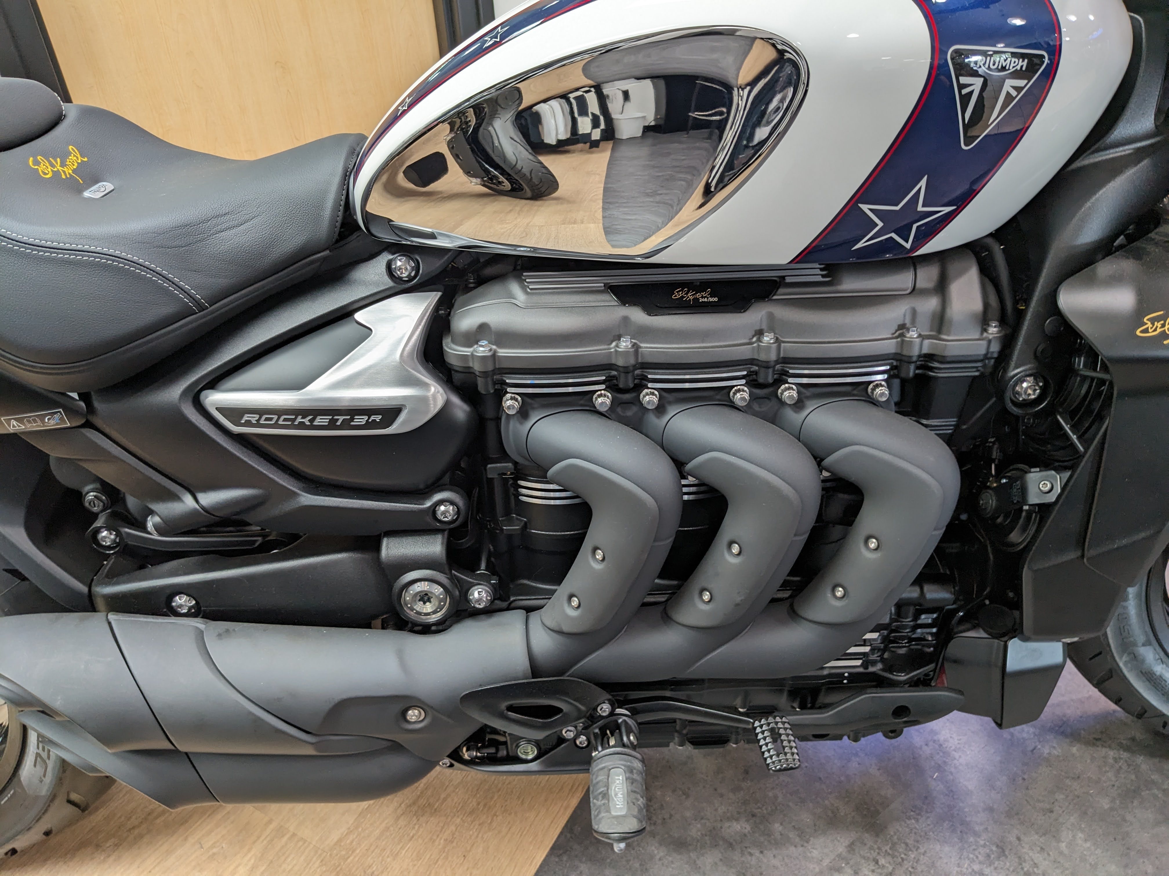 2025 Triumph Rocket 3 R Evel Knievel Limited Edition - Photo 4