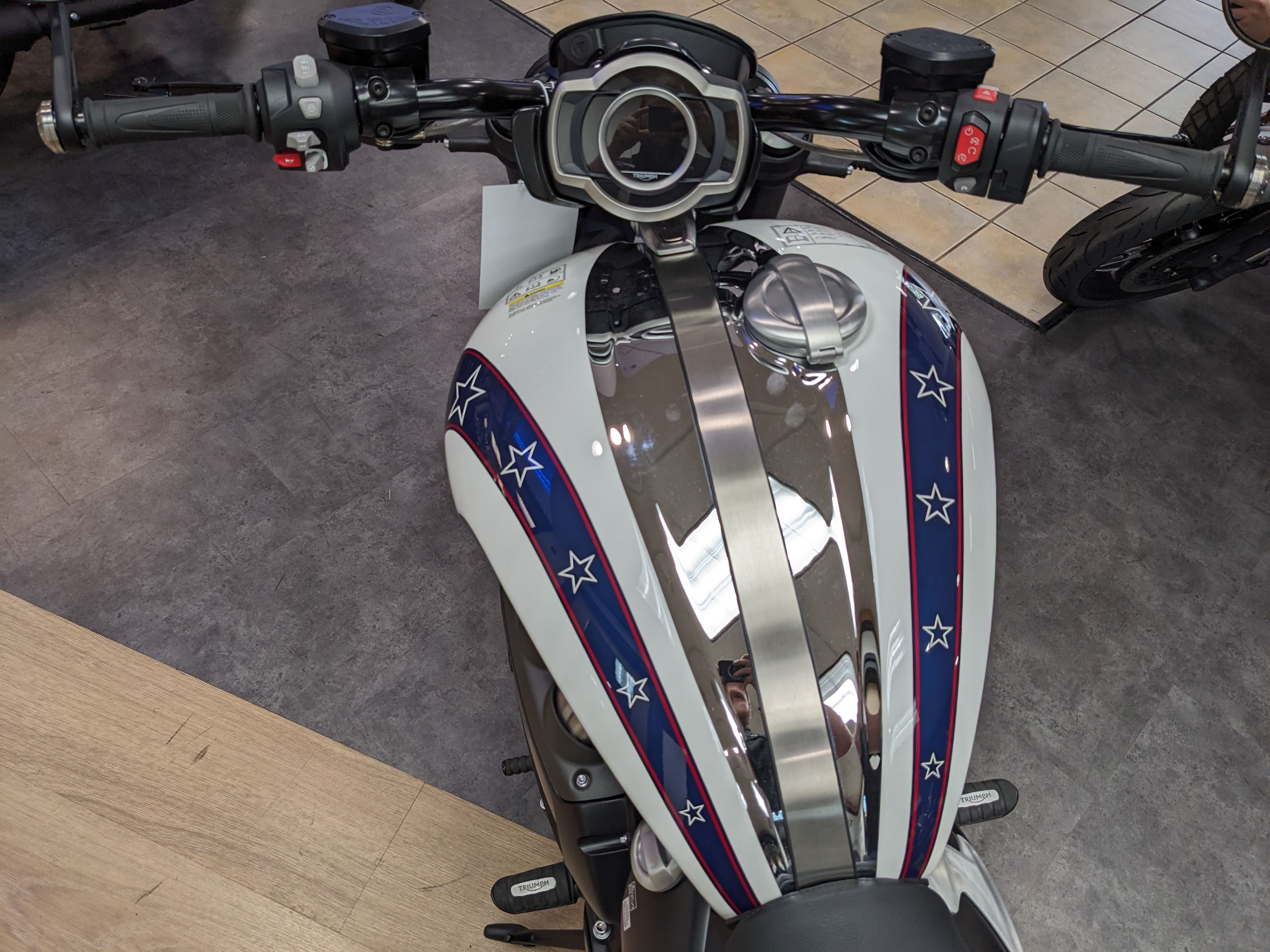 2025 Triumph Rocket 3 R Evel Knievel Limited Edition - Photo 11