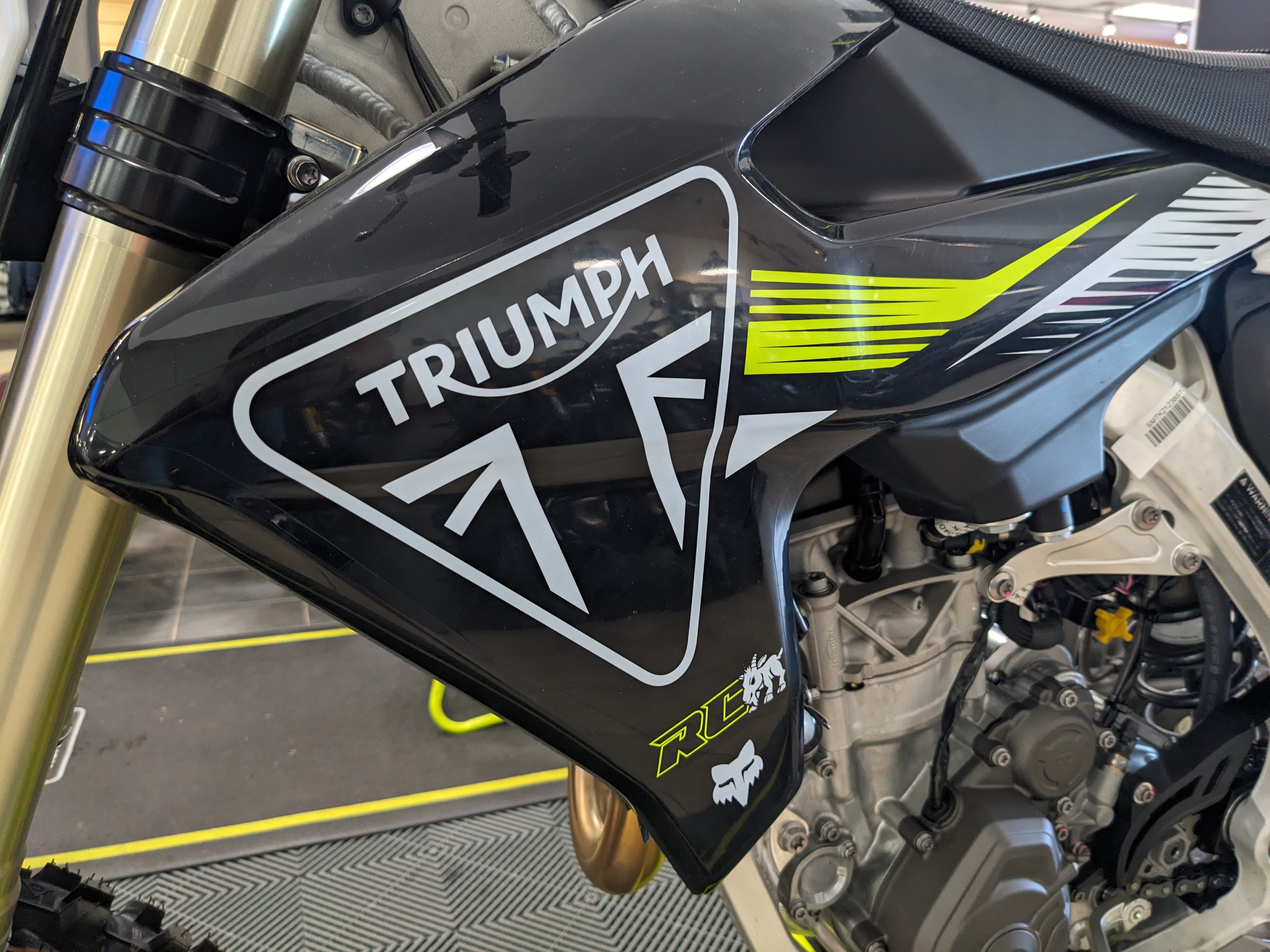 2025 Triumph TF450-RC Edition - Photo 11