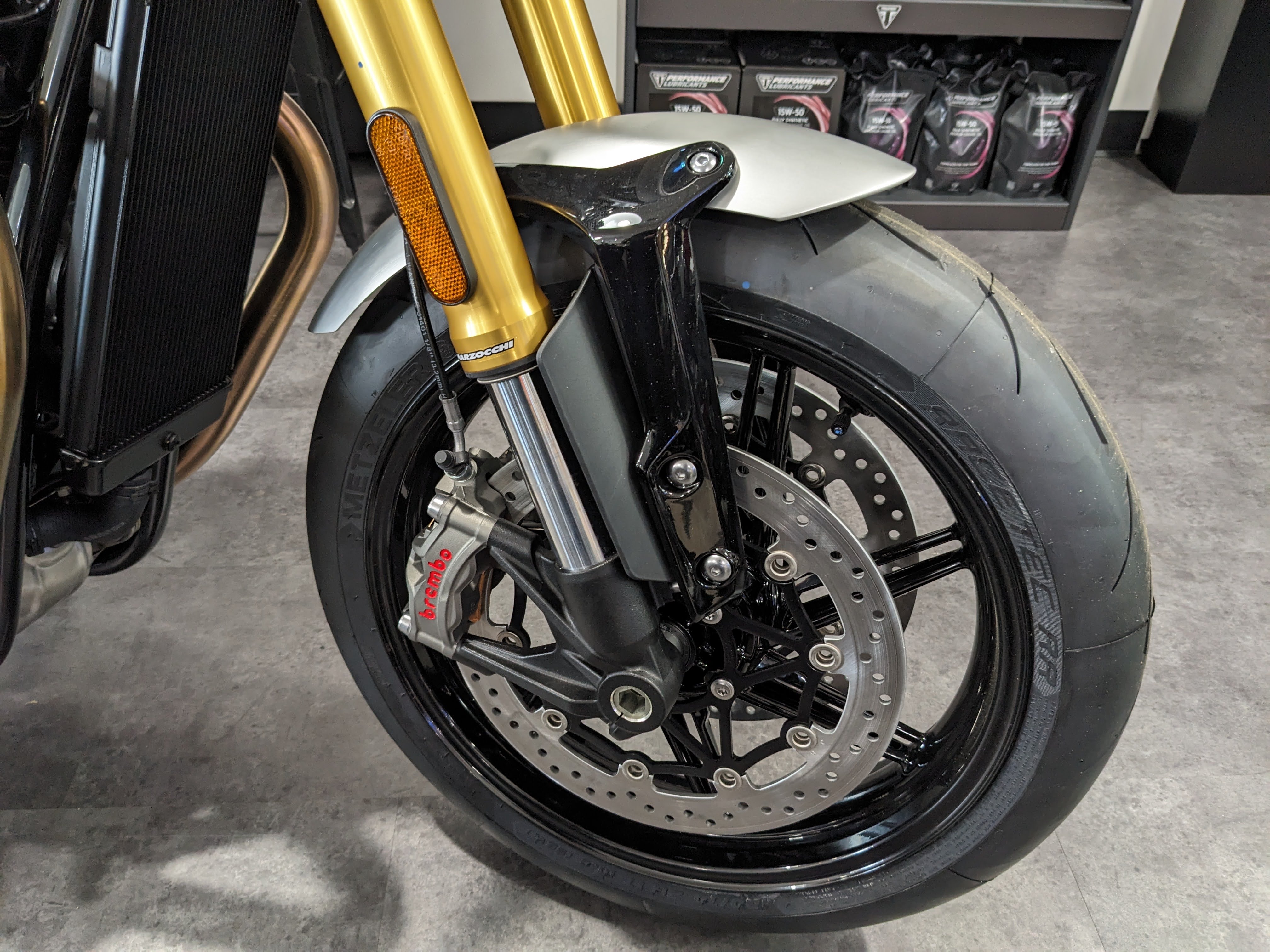2025 Triumph Speed Twin 1200 RS - Photo 8