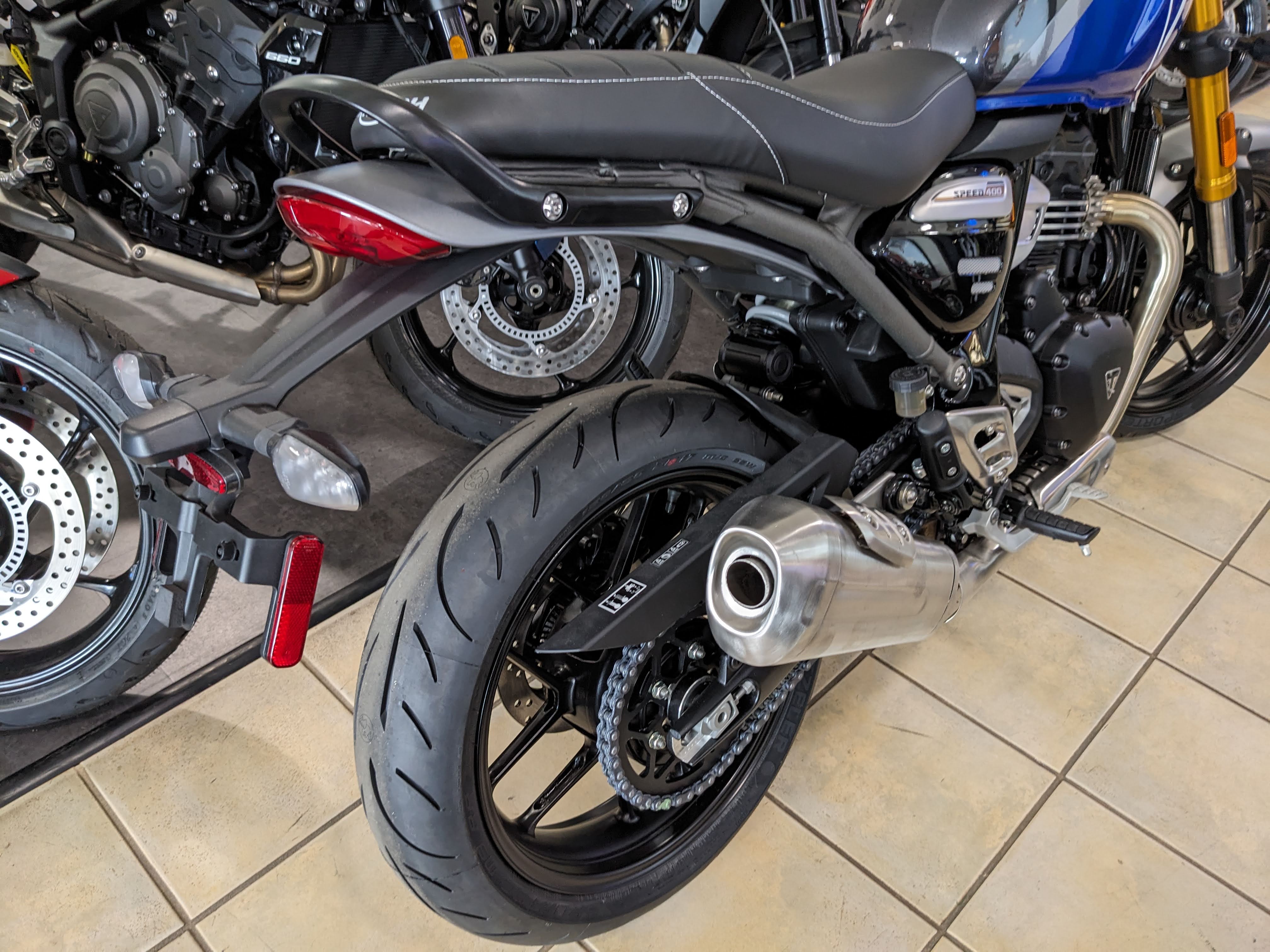 2025 Triumph Speed 400 - Photo 8