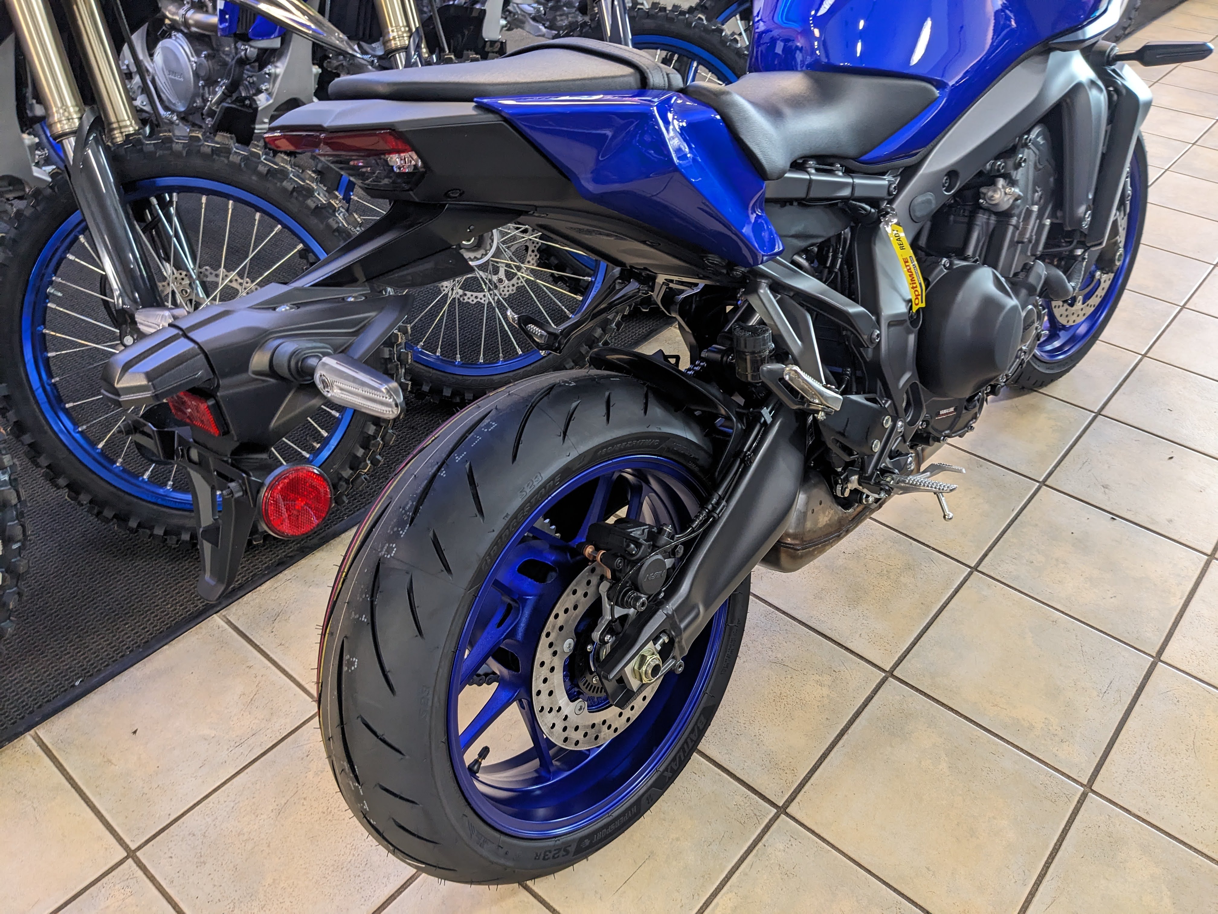 2025 Yamaha MT-09 - Photo 3