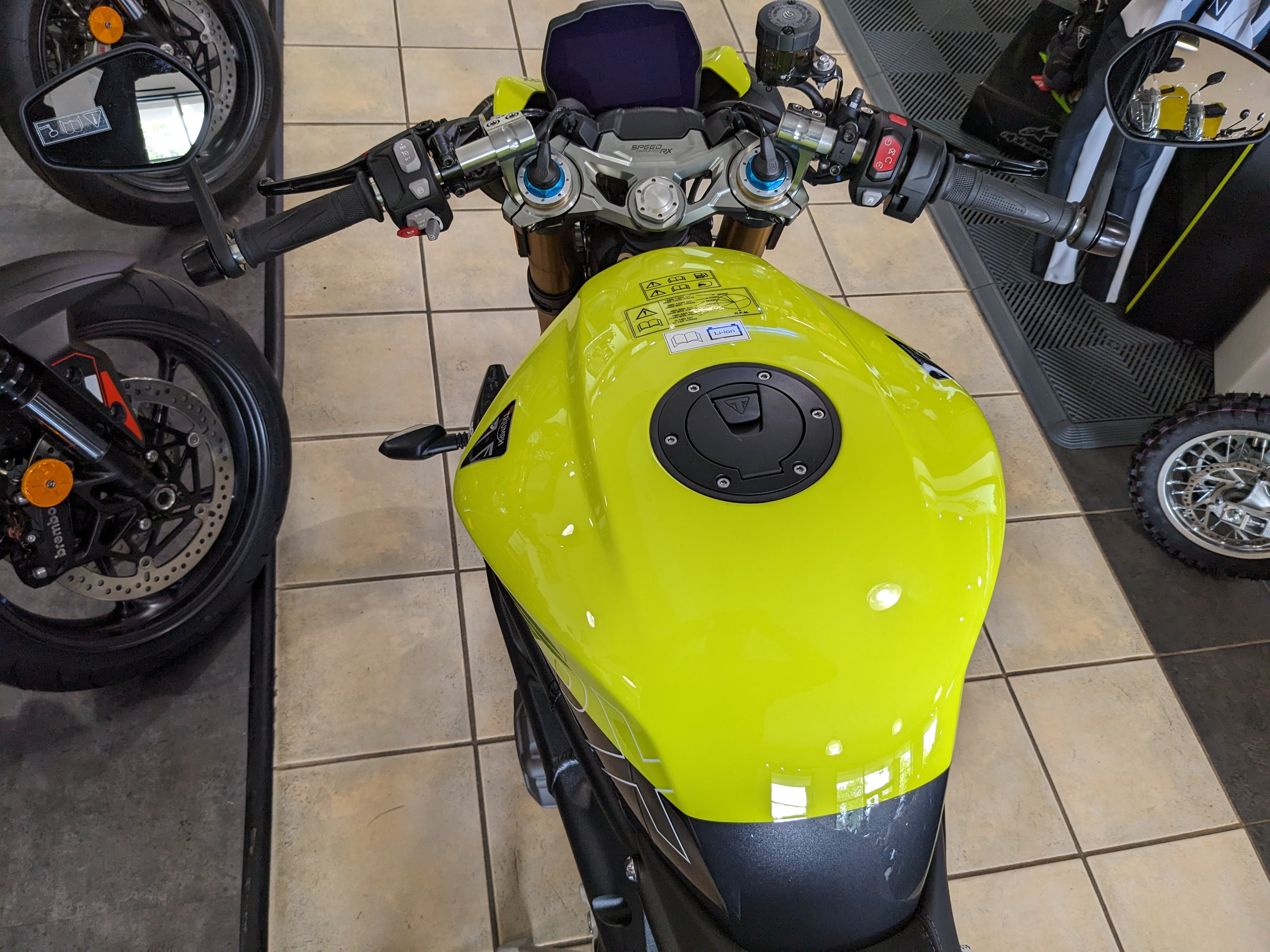 2026 Triumph Speed Triple 1200 RX Limited Edition - Photo 9
