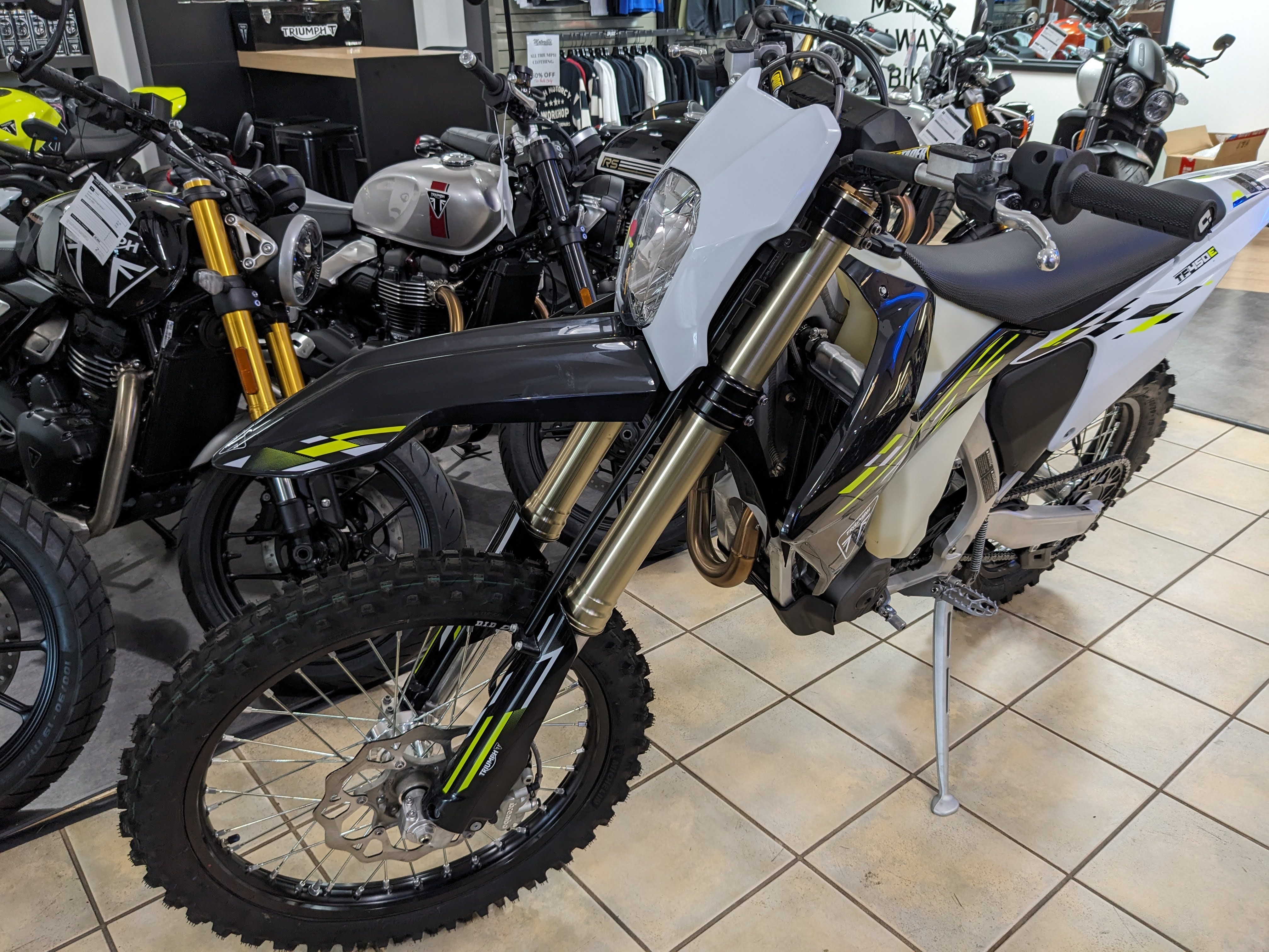 2026 Triumph TF450-E - Photo 8