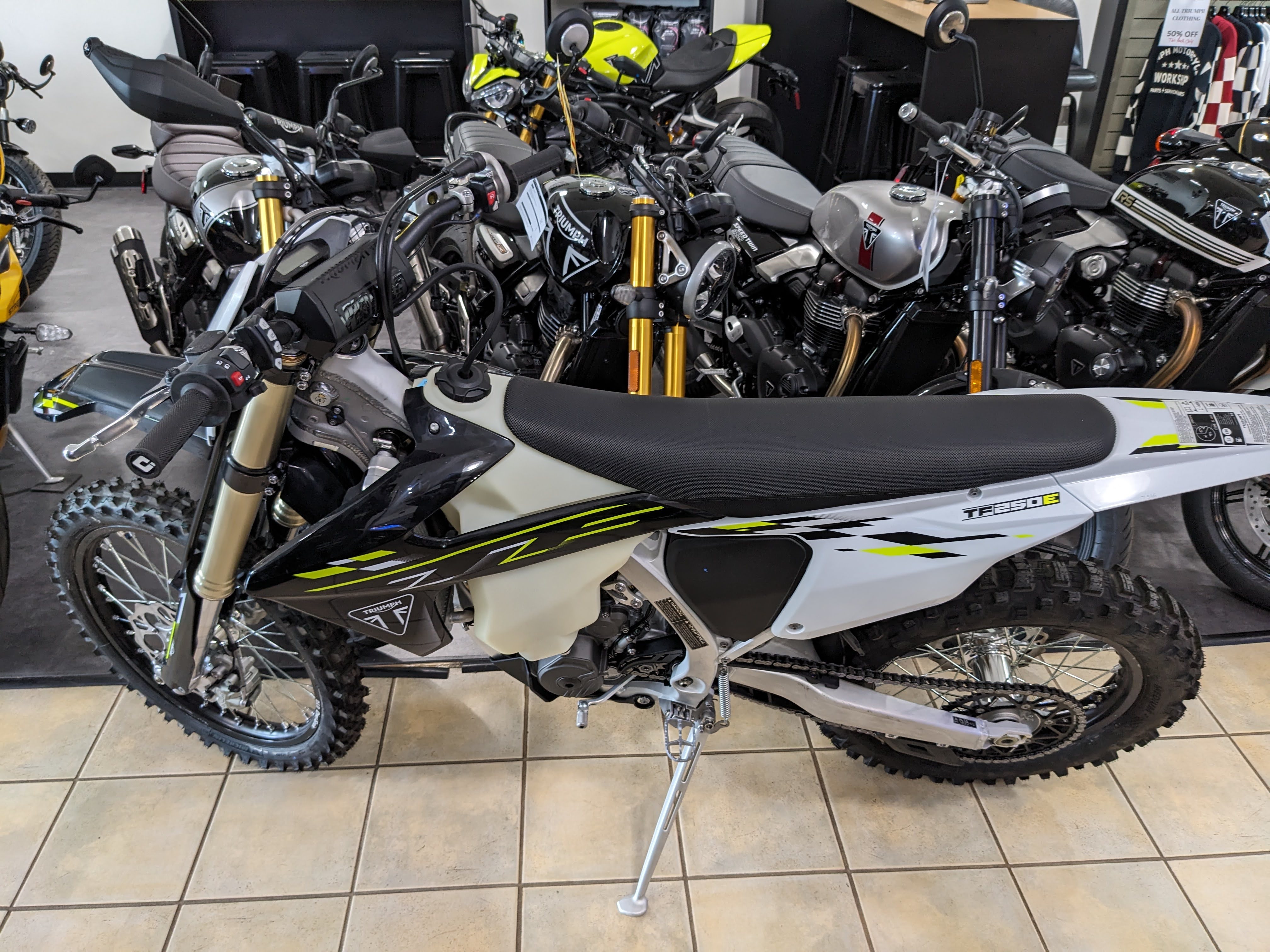 2026 Triumph TF250-E - Photo 11