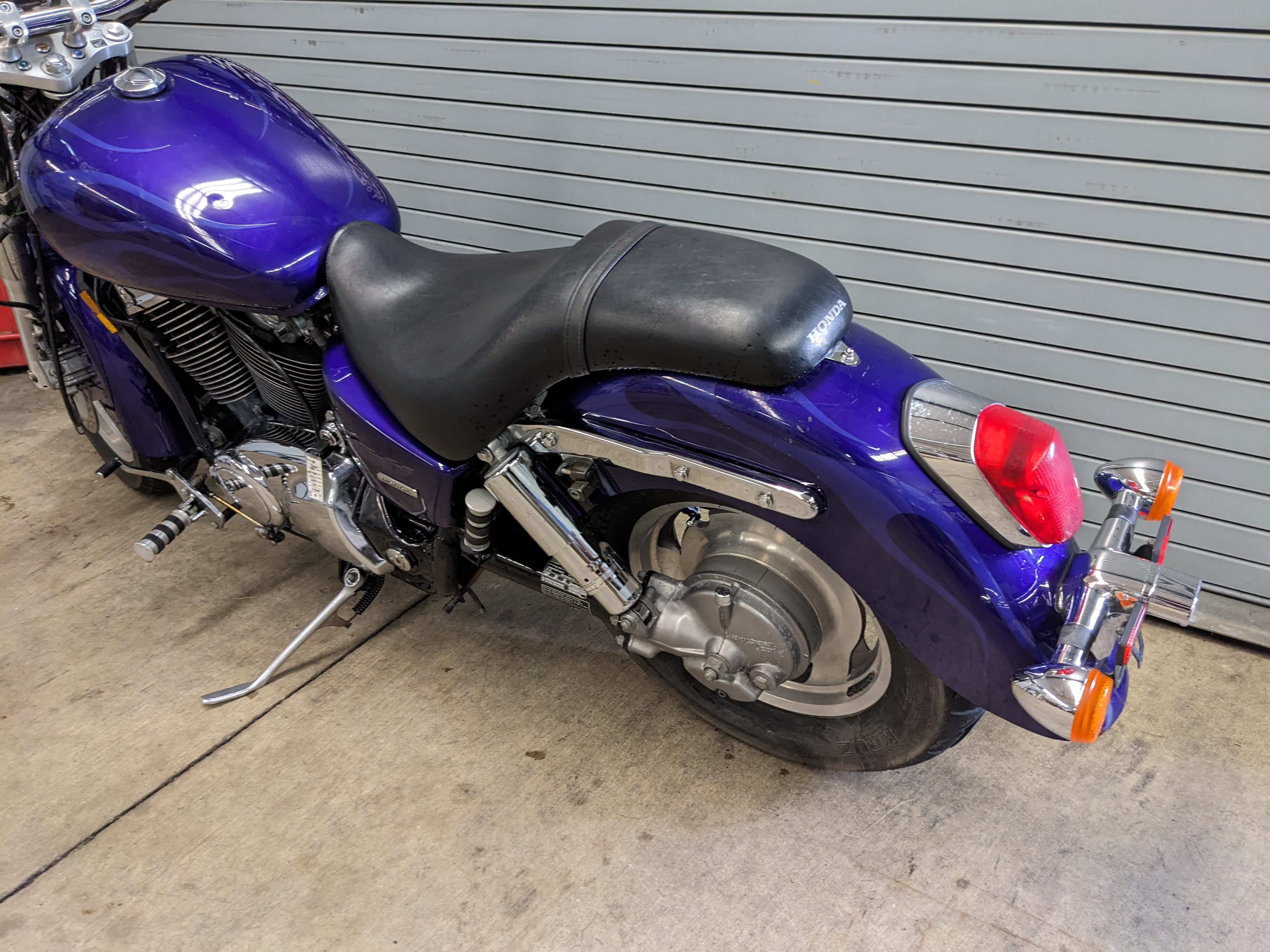 2004 Honda Shadow 1100 Sabre - Photo 6
