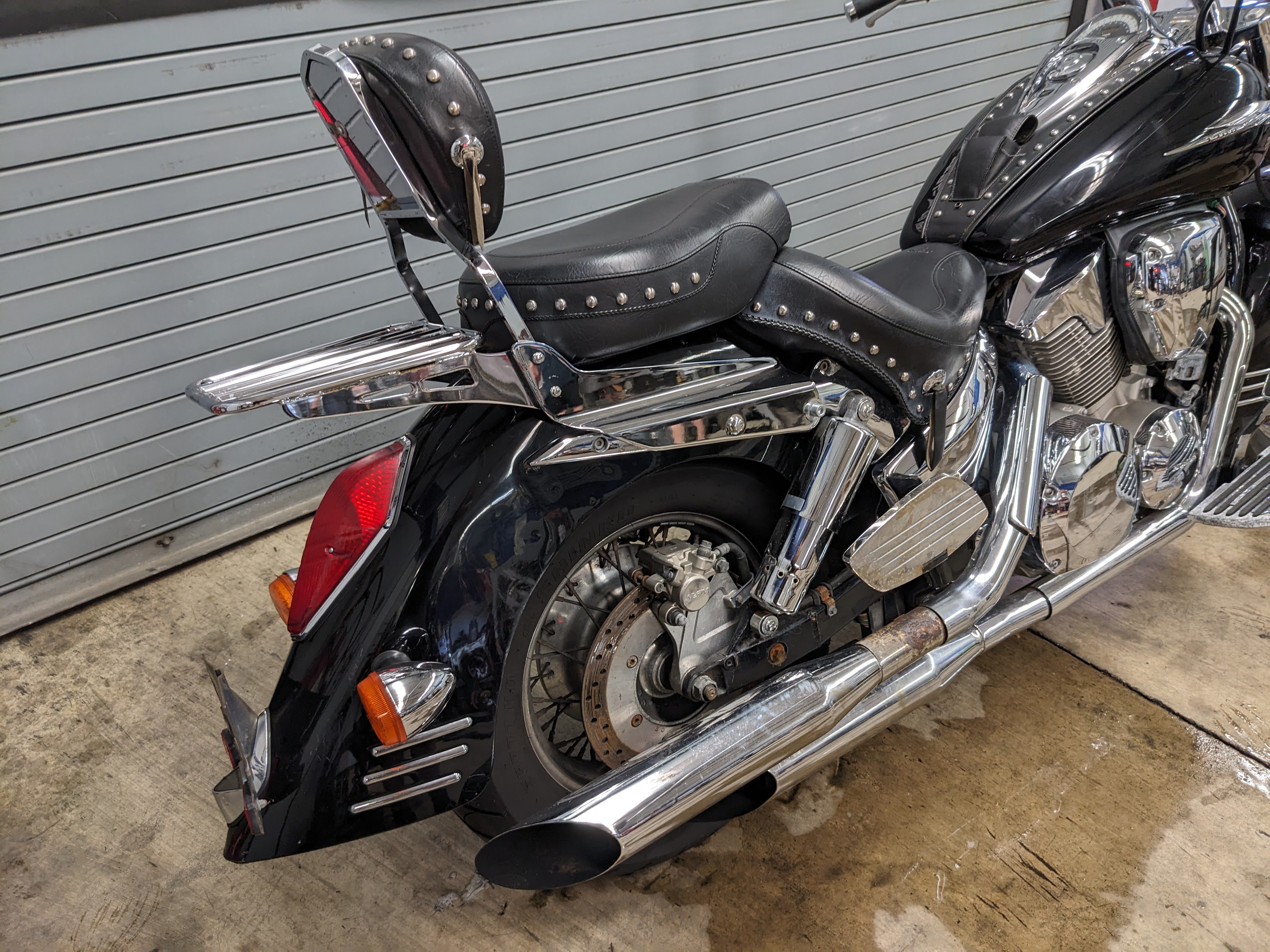 2004 Honda VTX1300S - Photo 2