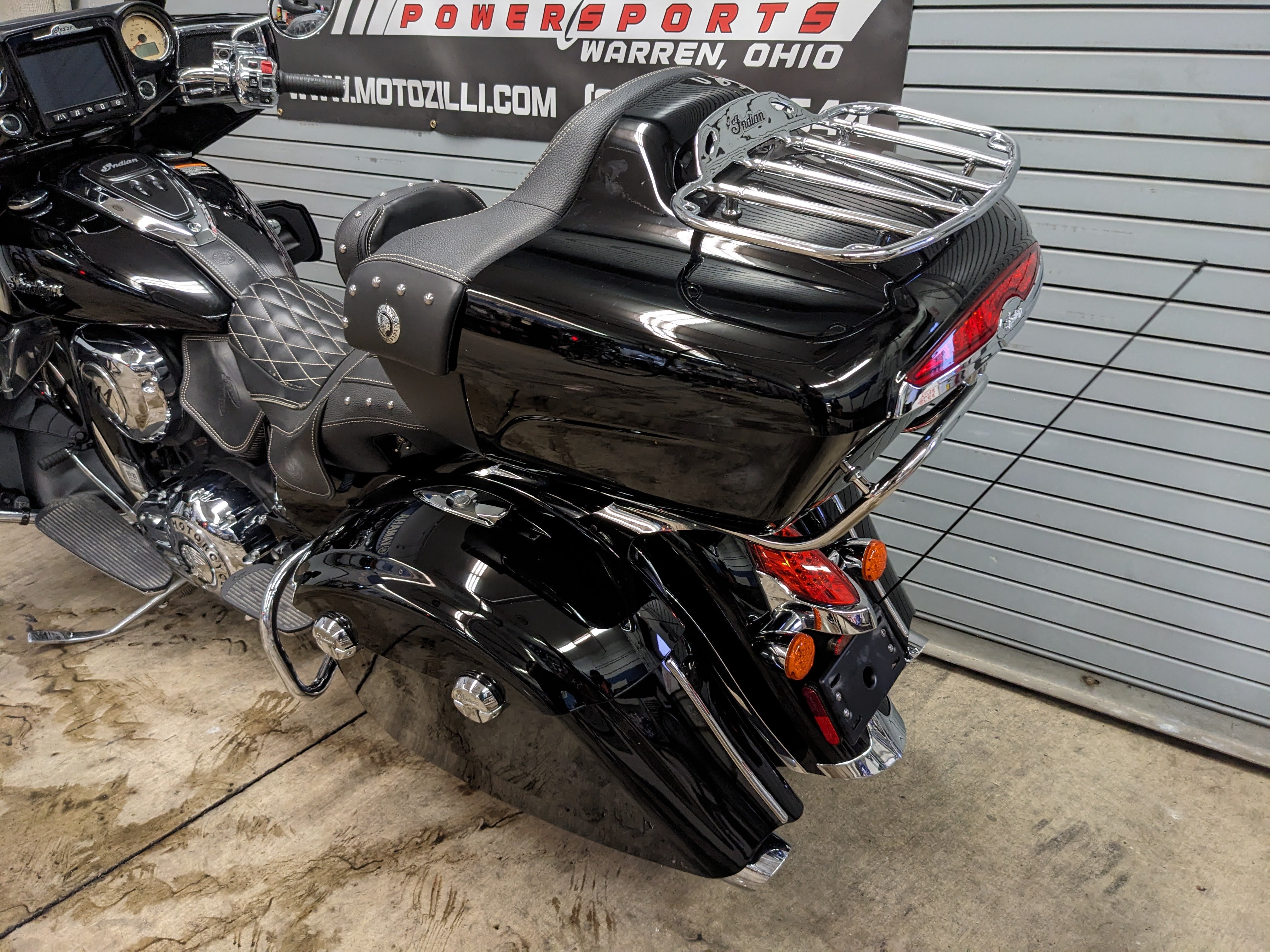 2017 Indian Motorcycle Roadmaster - Photo 8