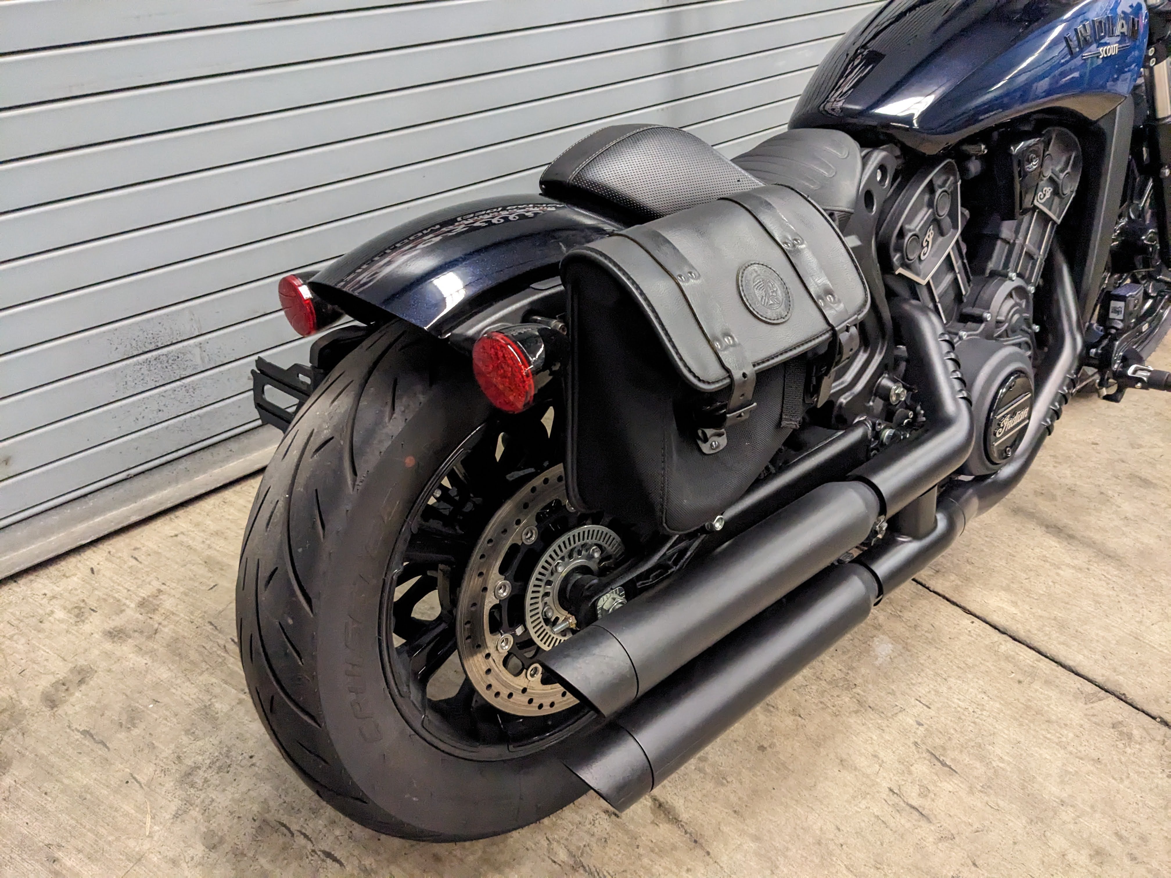 2024 Indian Motorcycle Scout Rogue ABS Icon - Photo 2
