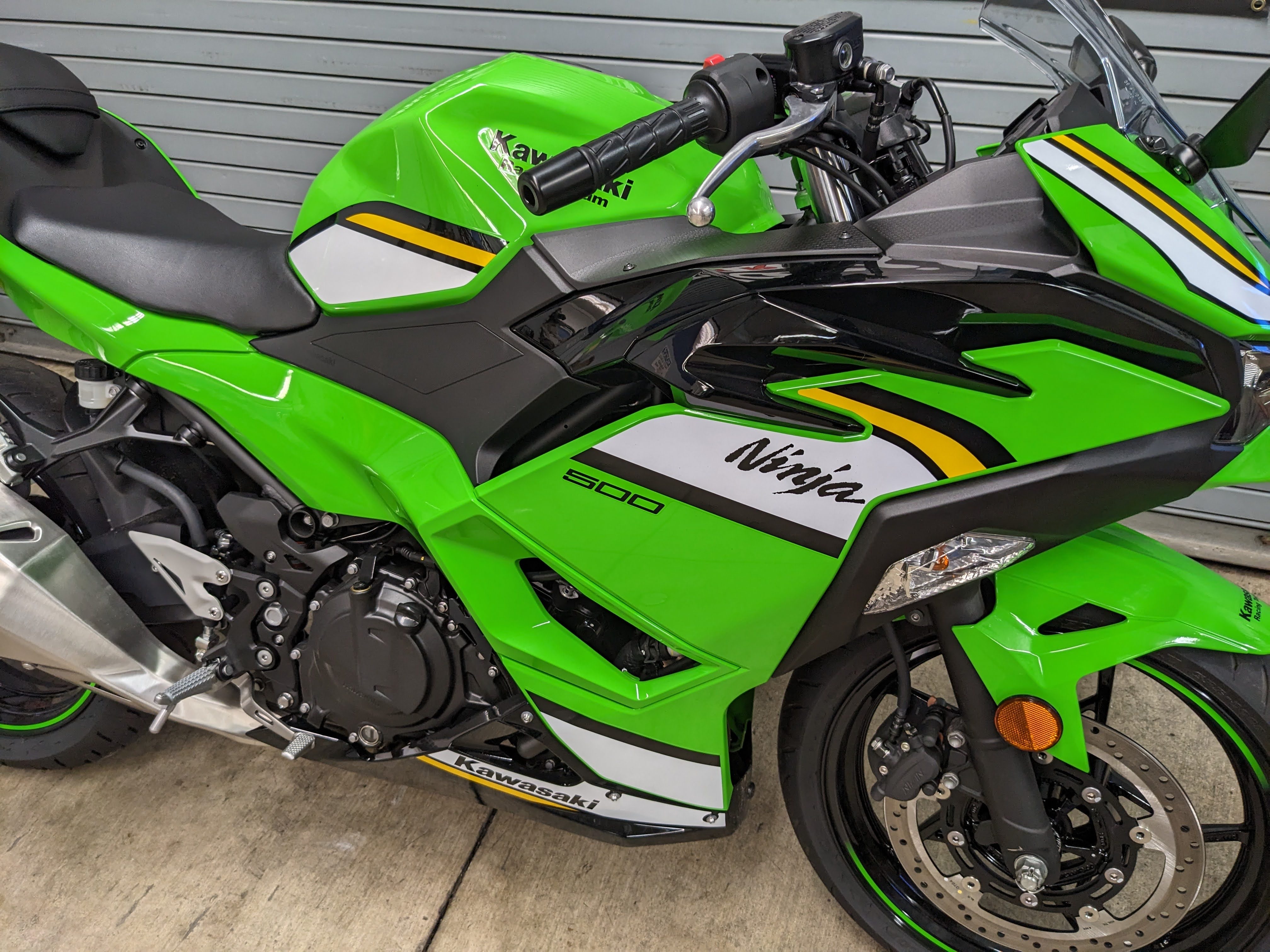 2025 Kawasaki Ninja 500 KRT Edition - Photo 4