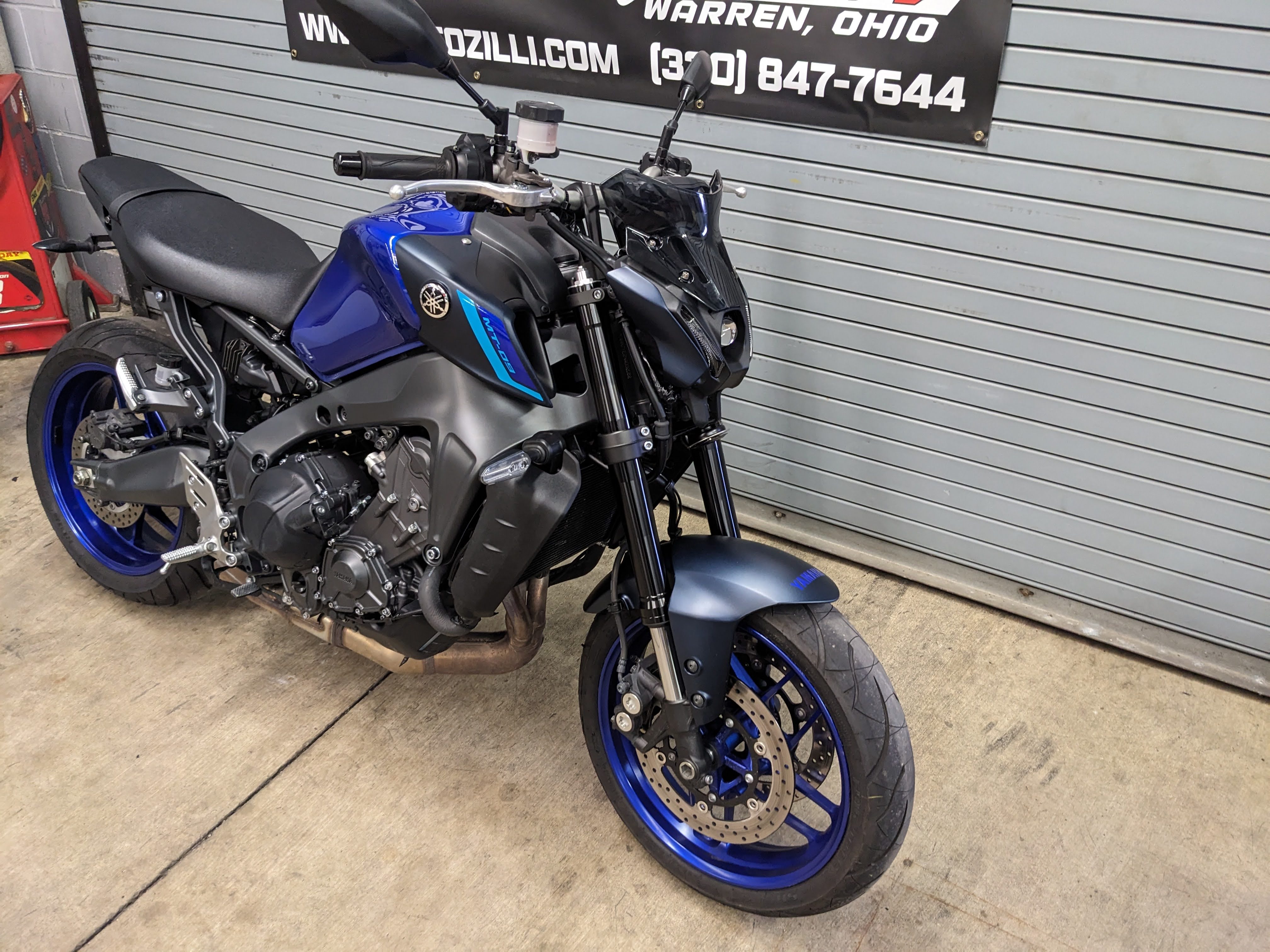 2022 Yamaha MT-09 - Photo 3