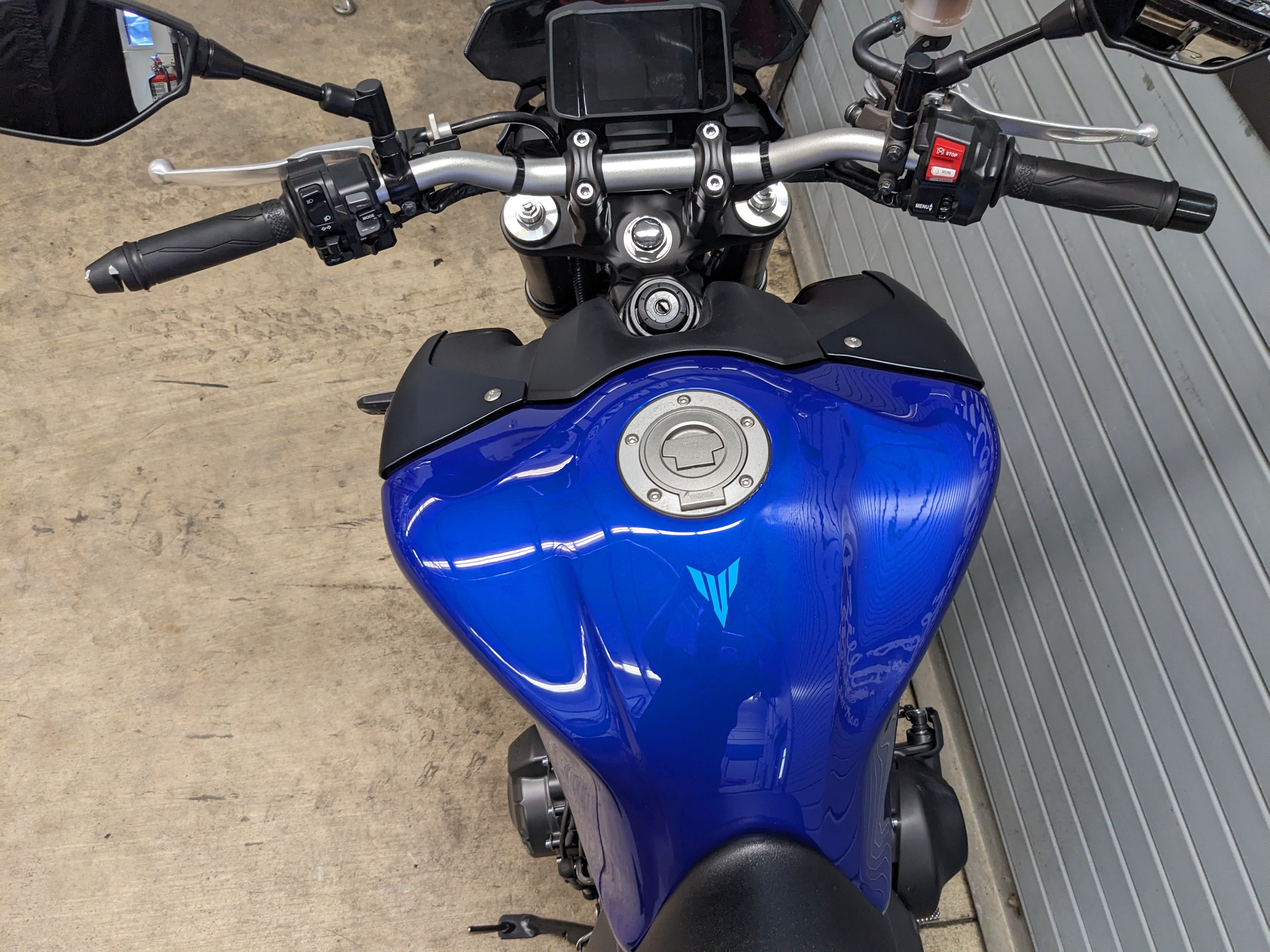 2022 Yamaha MT-09 - Photo 7