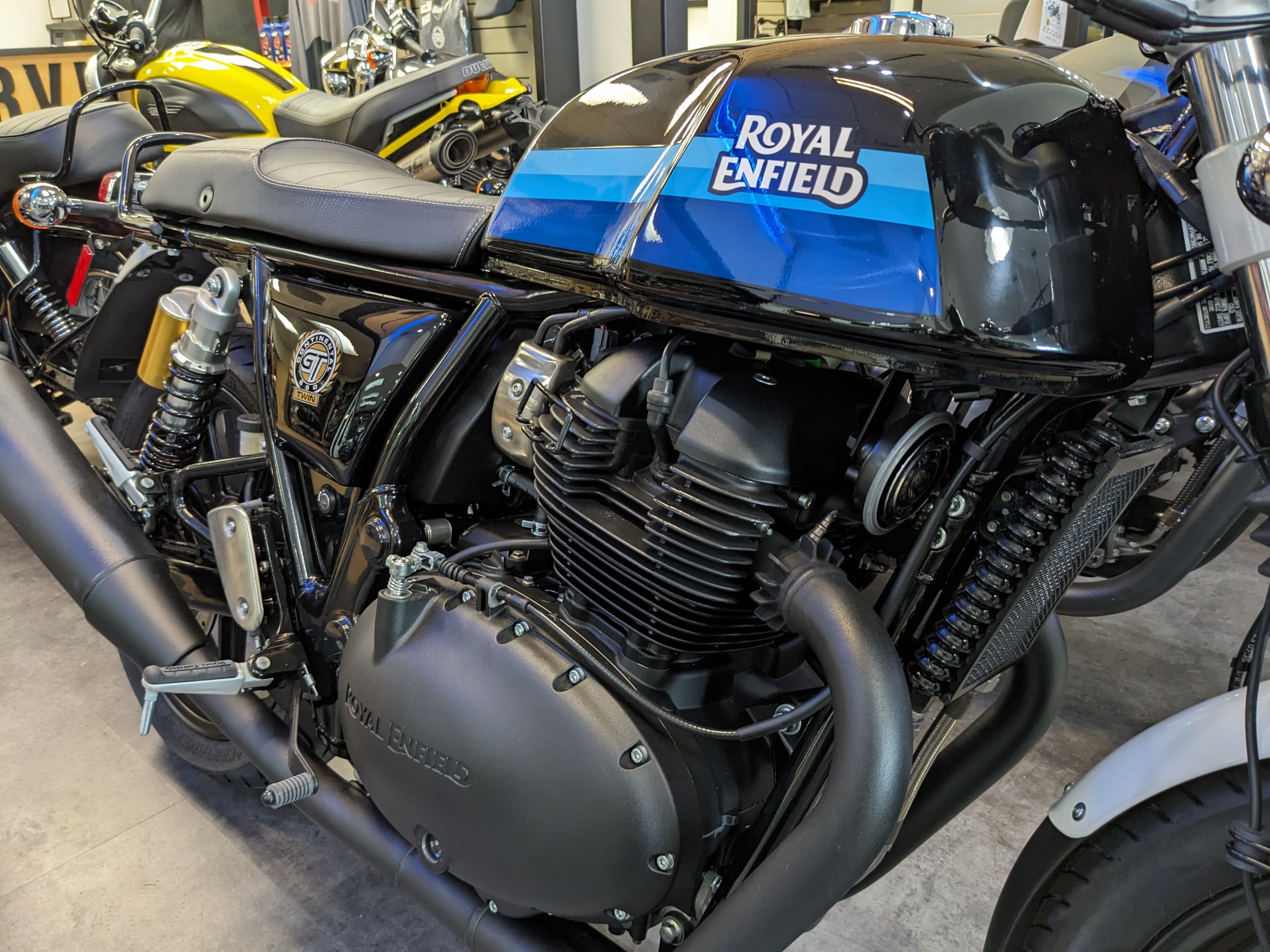 2024 Royal Enfield Continental GT 650 - Photo 10