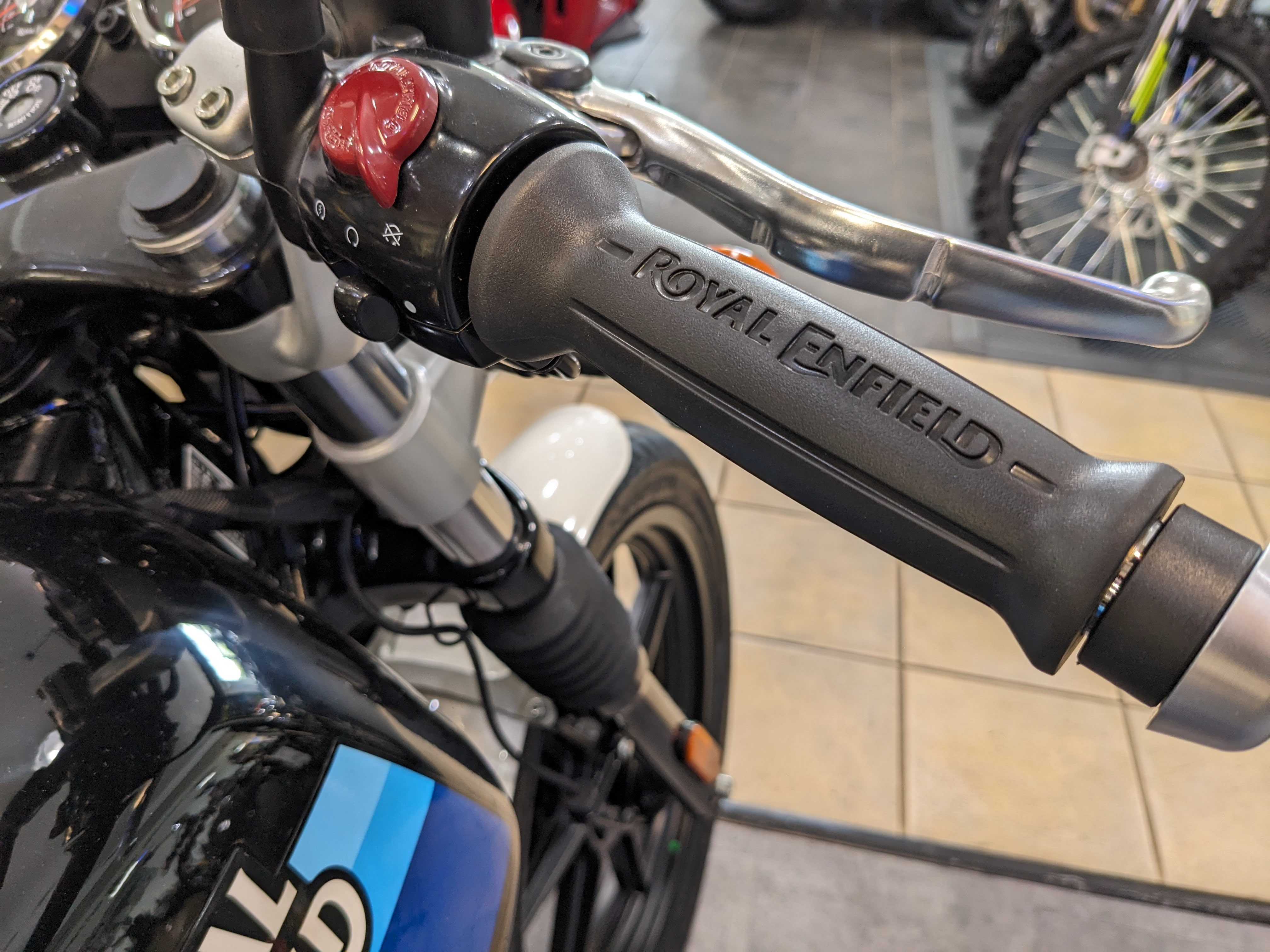 2024 Royal Enfield Continental GT 650 - Photo 12