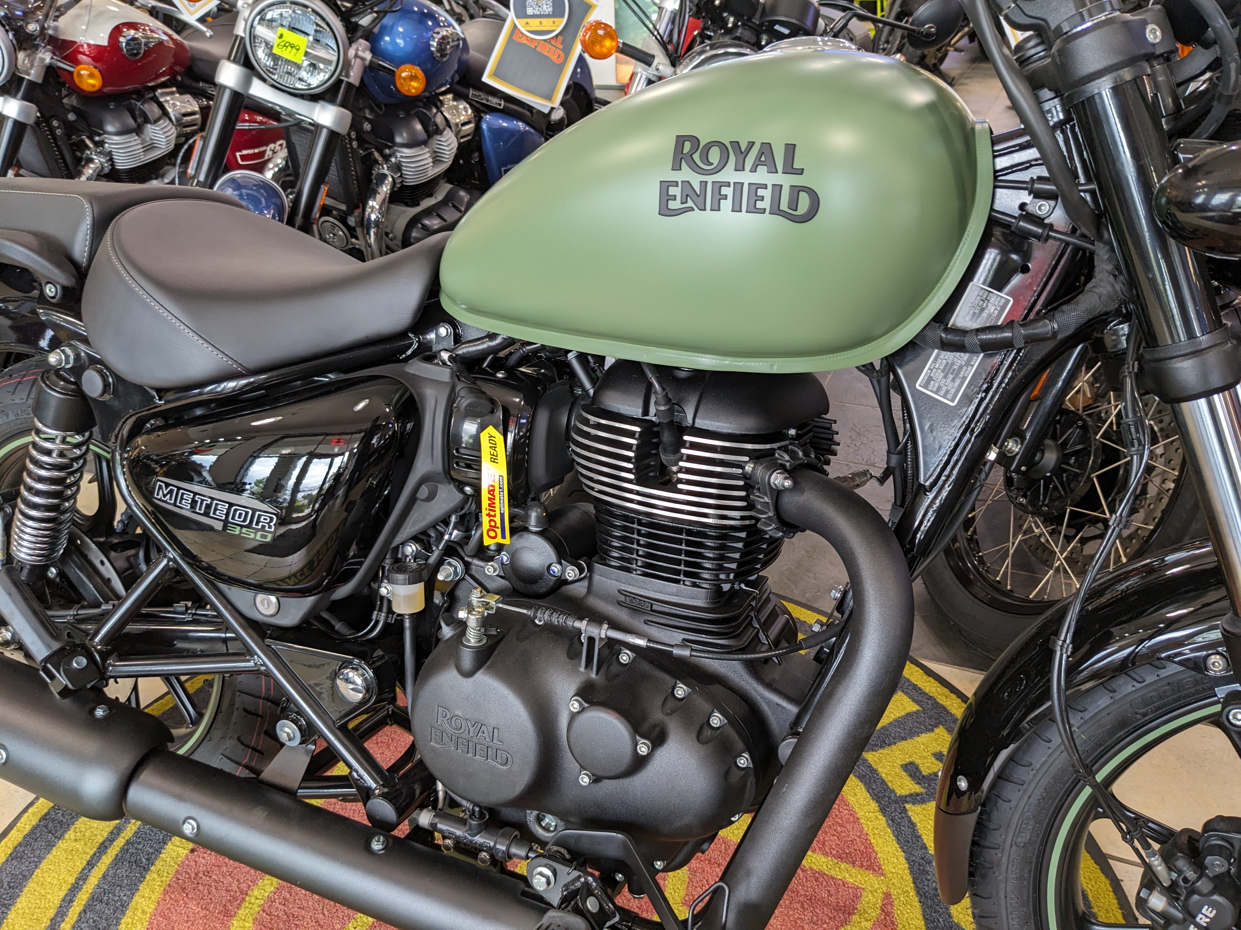 2024 Royal Enfield Meteor 350 - Photo 6