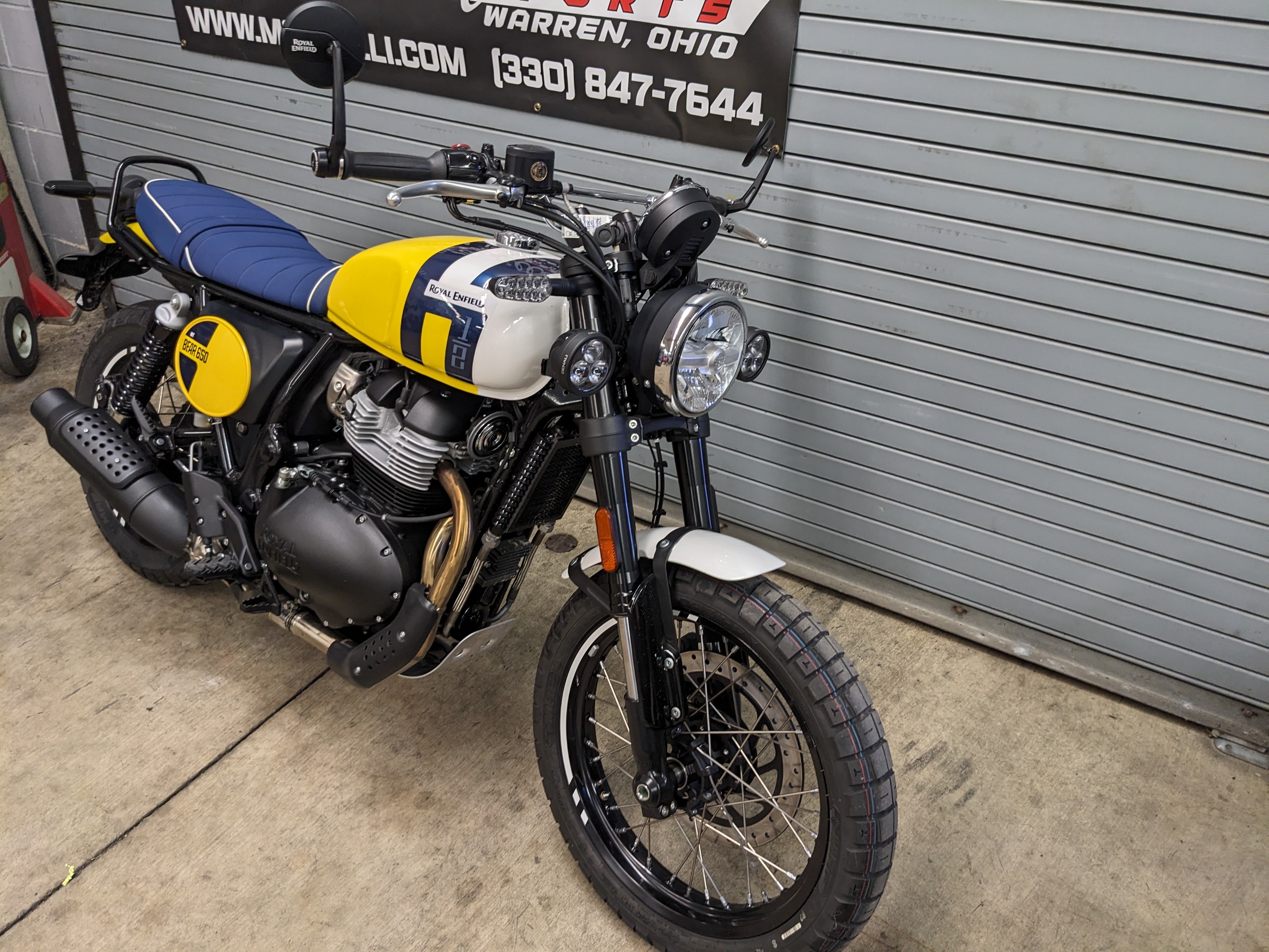 2025 Royal Enfield Bear 650 - Photo 3