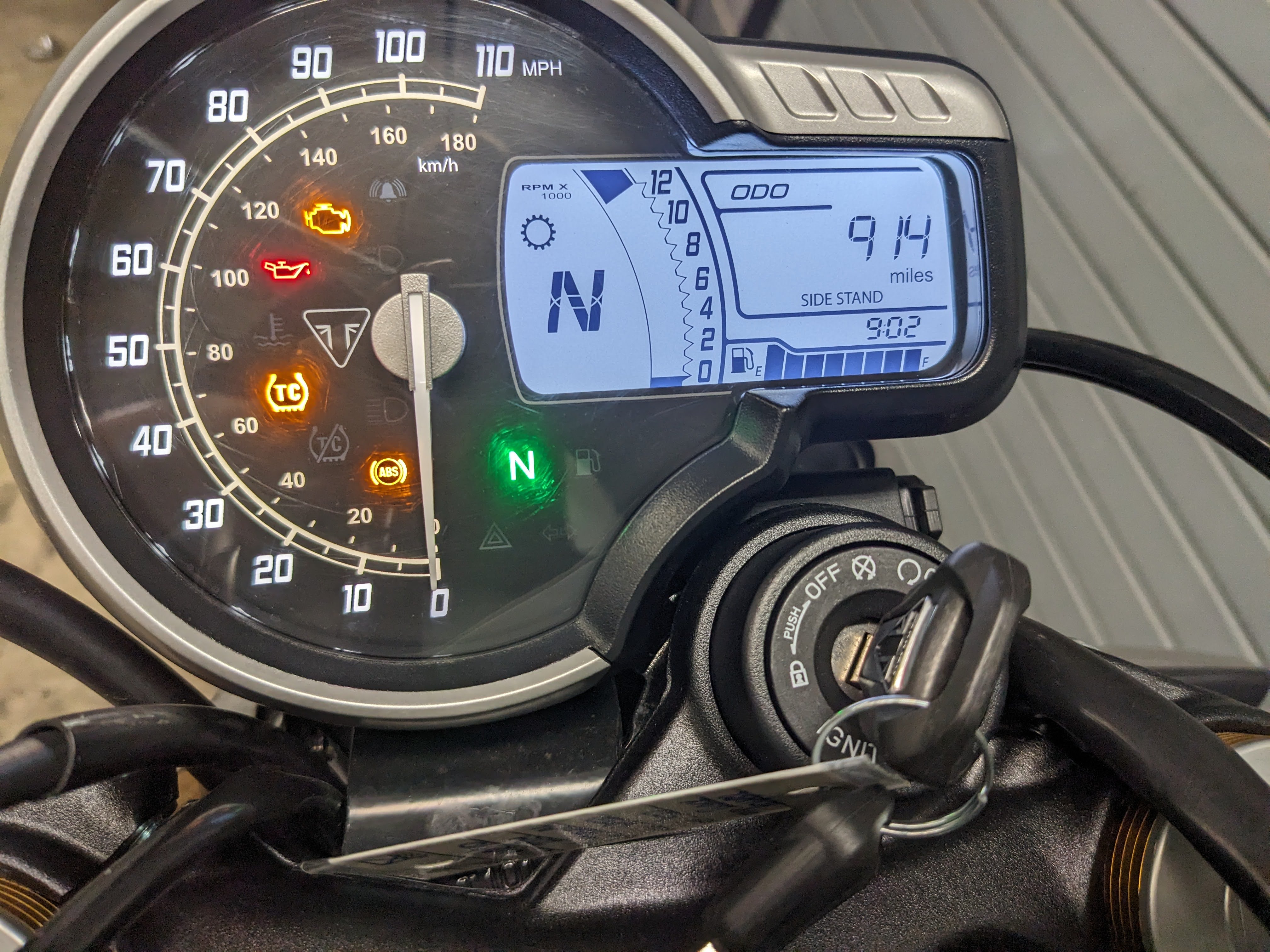 2024 Triumph Speed 400 - Photo 8