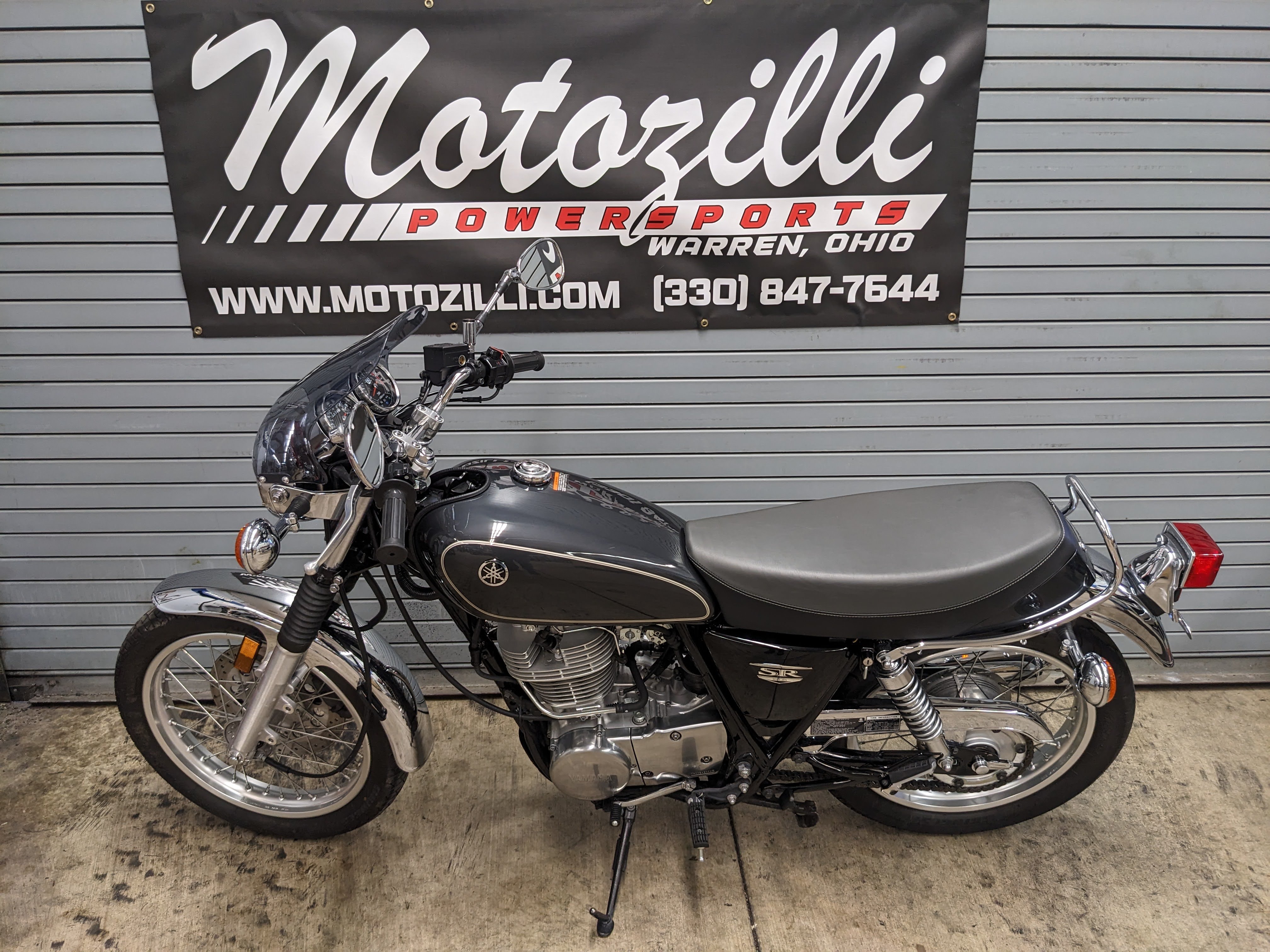 2015 Yamaha SR400 - Photo 5